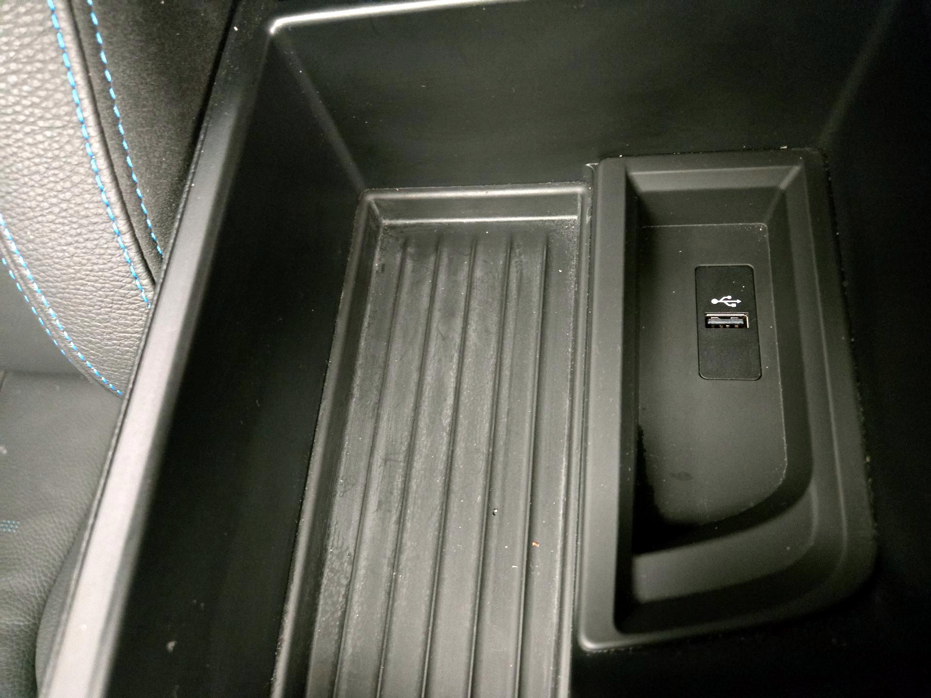 Thumbnail: 2020 BMW M2 - 19