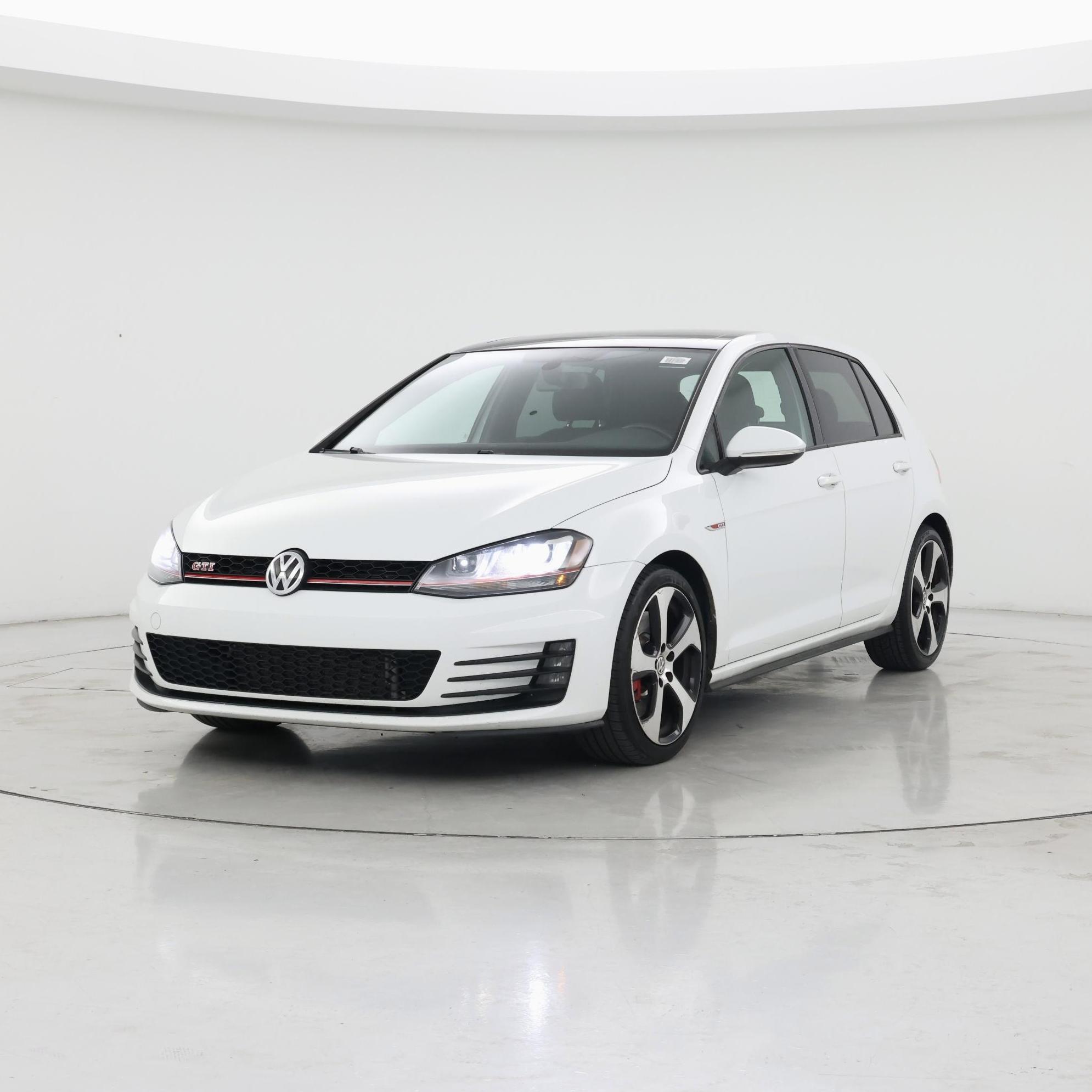 Thumbnail: 2017 Volkswagen Golf - 4