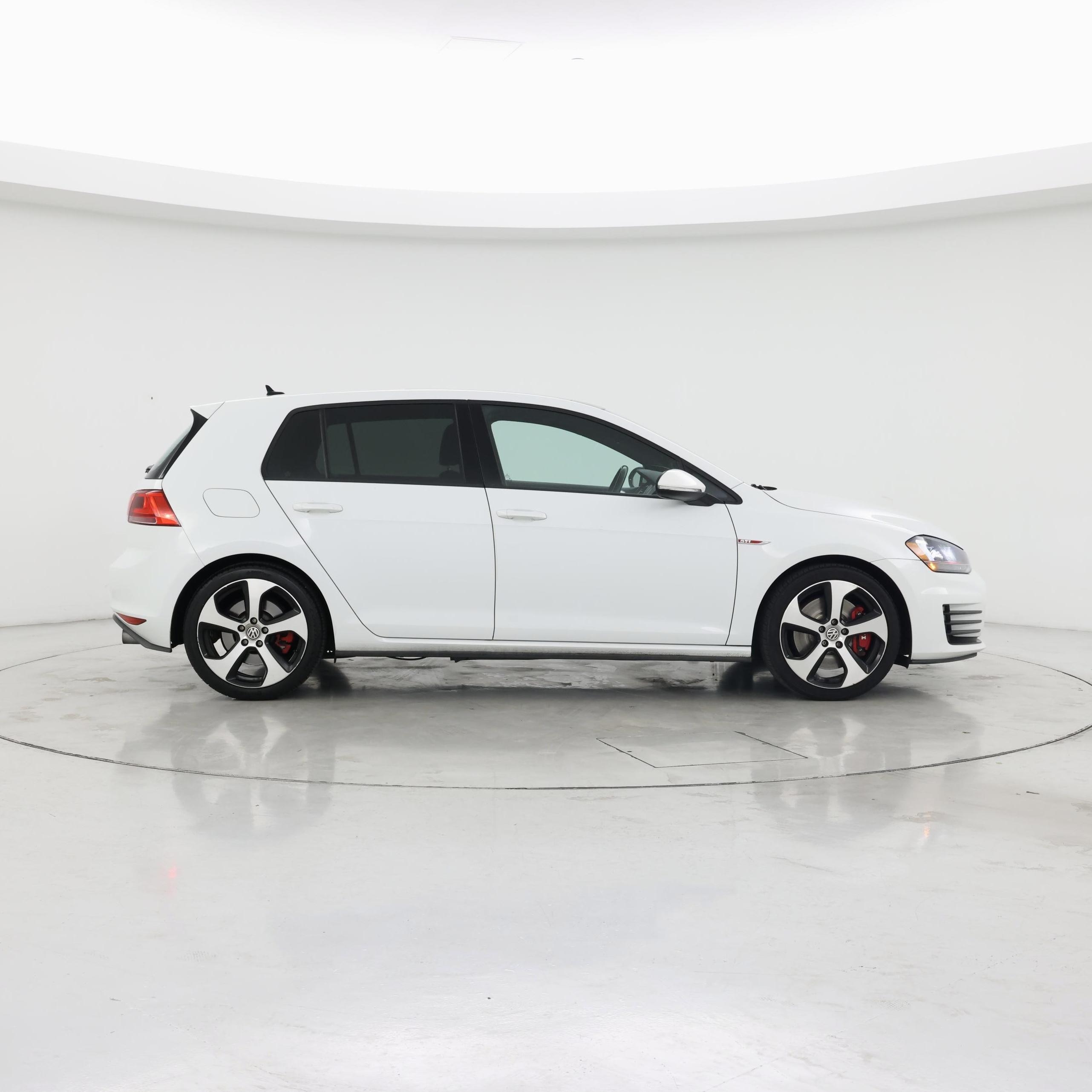Thumbnail: 2017 Volkswagen Golf - 7