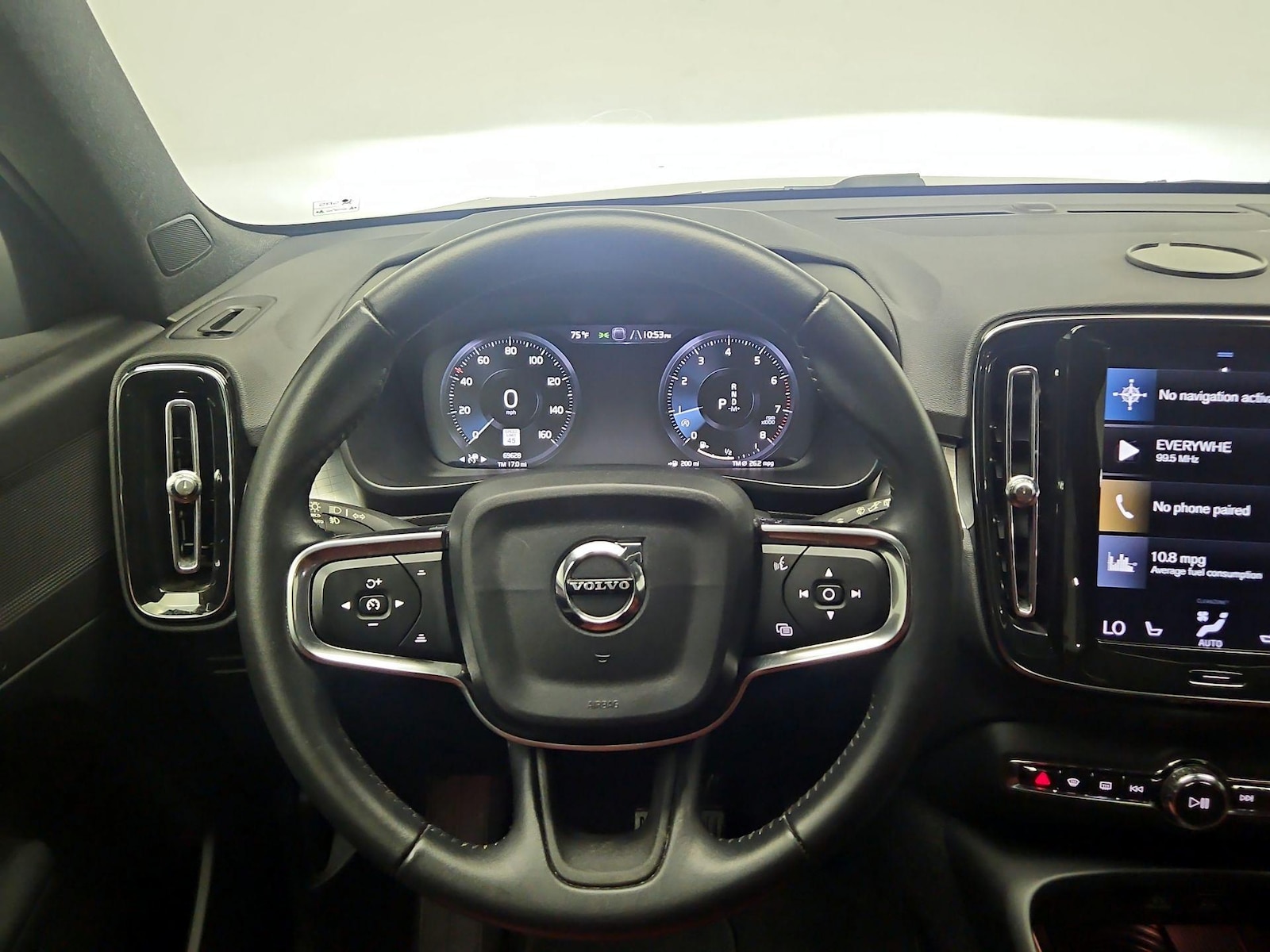 2019 Volvo XC40 Momentum - Photo 11