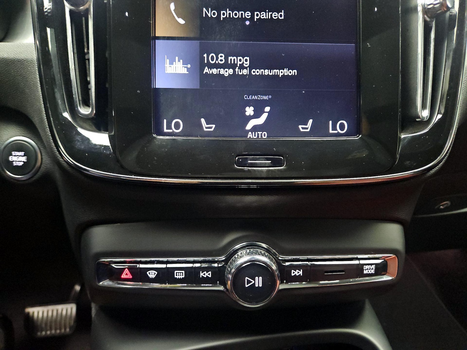 2019 Volvo XC40 Momentum - Photo 17