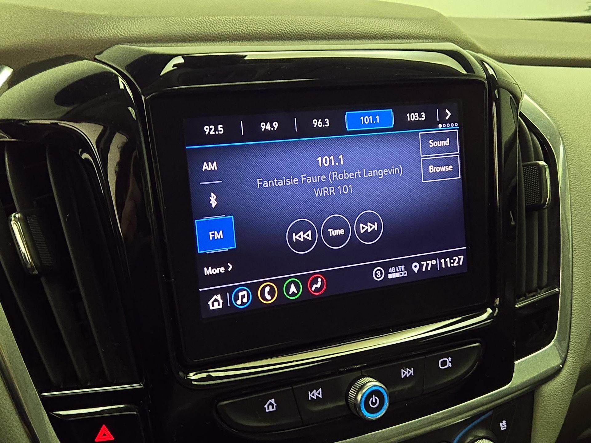 Thumbnail: 2020 Chevrolet Traverse - 16