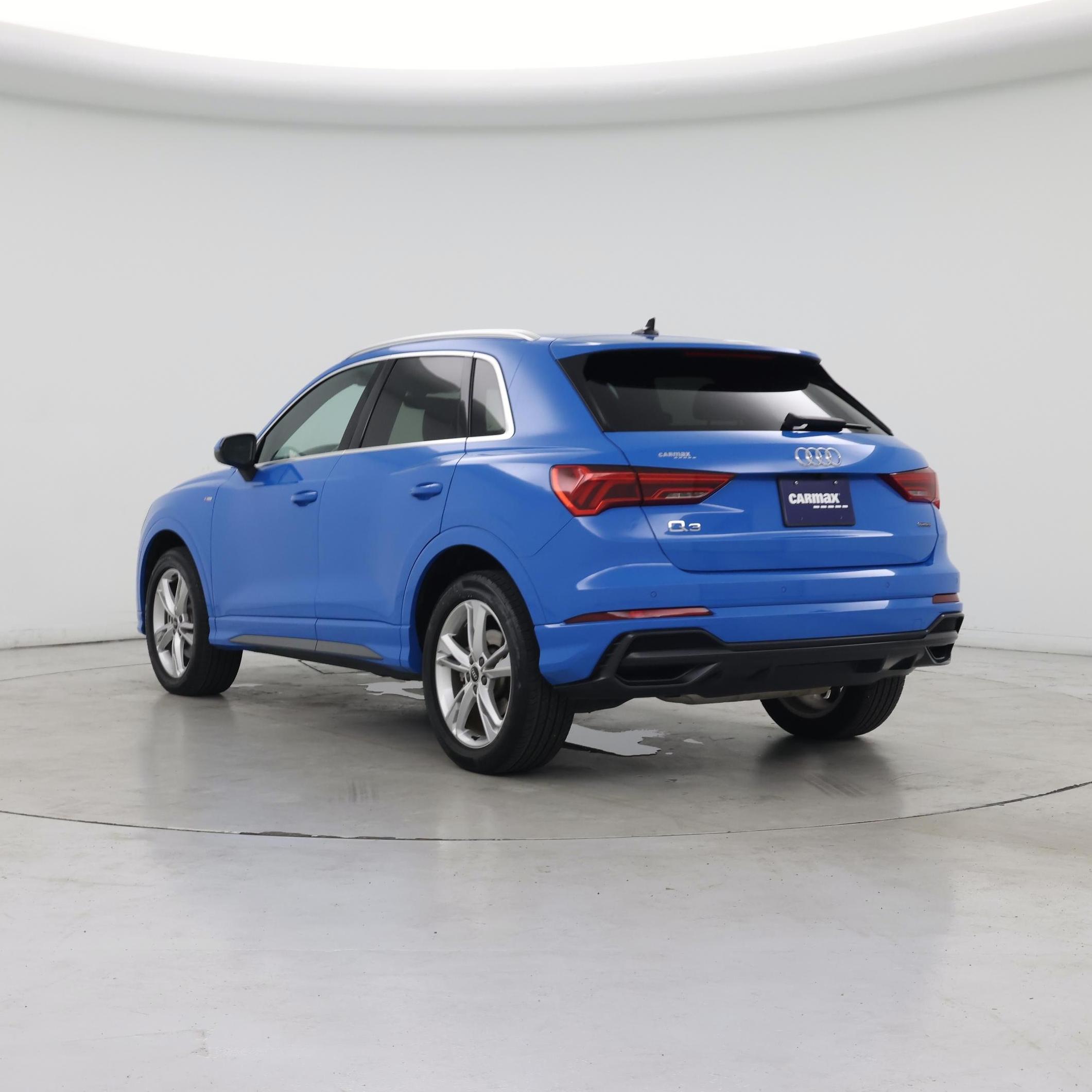 Thumbnail: 2022 Audi Q3 - 2