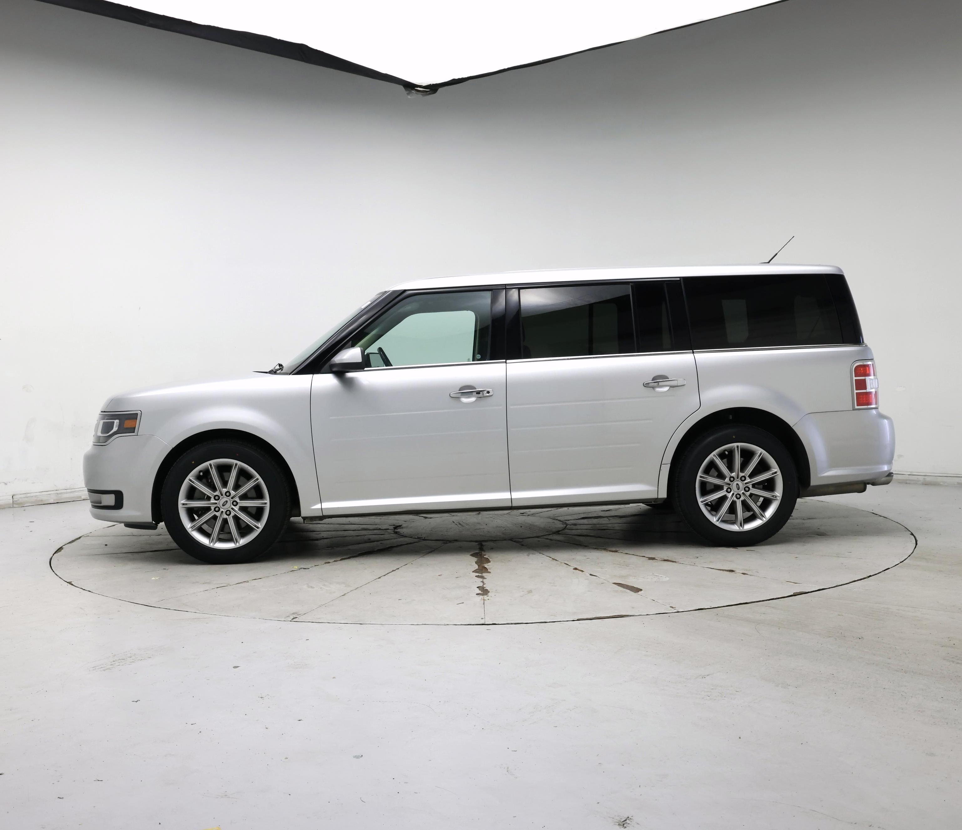 Thumbnail: 2019 Ford Flex - 3