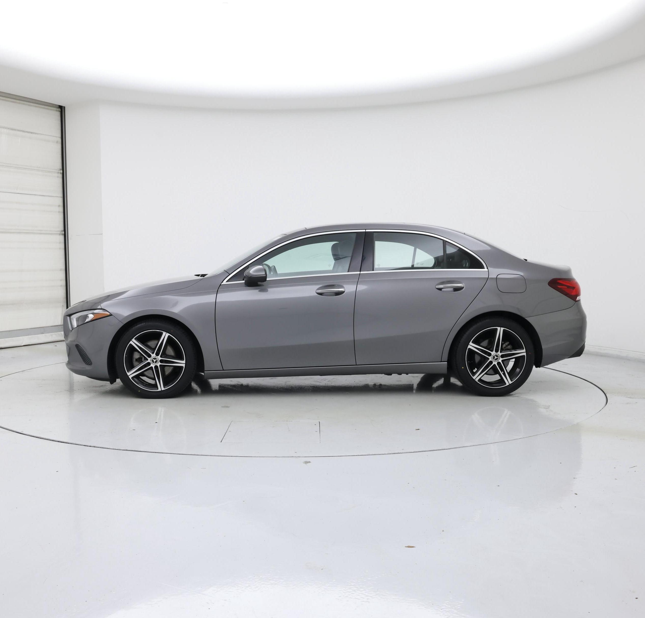 Thumbnail: 2021 Mercedes-Benz A-Class - 3