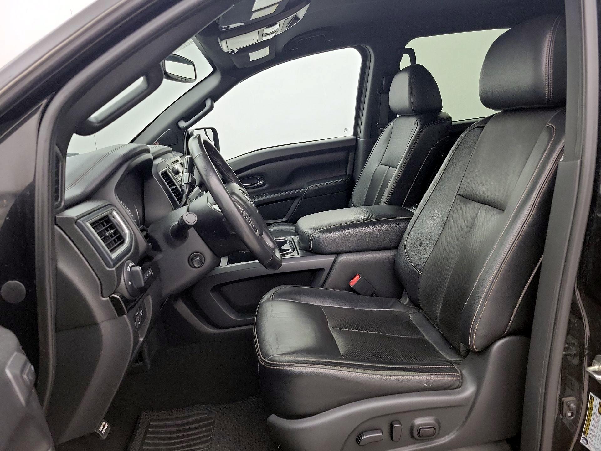 Thumbnail: 2018 Nissan Titan - 11