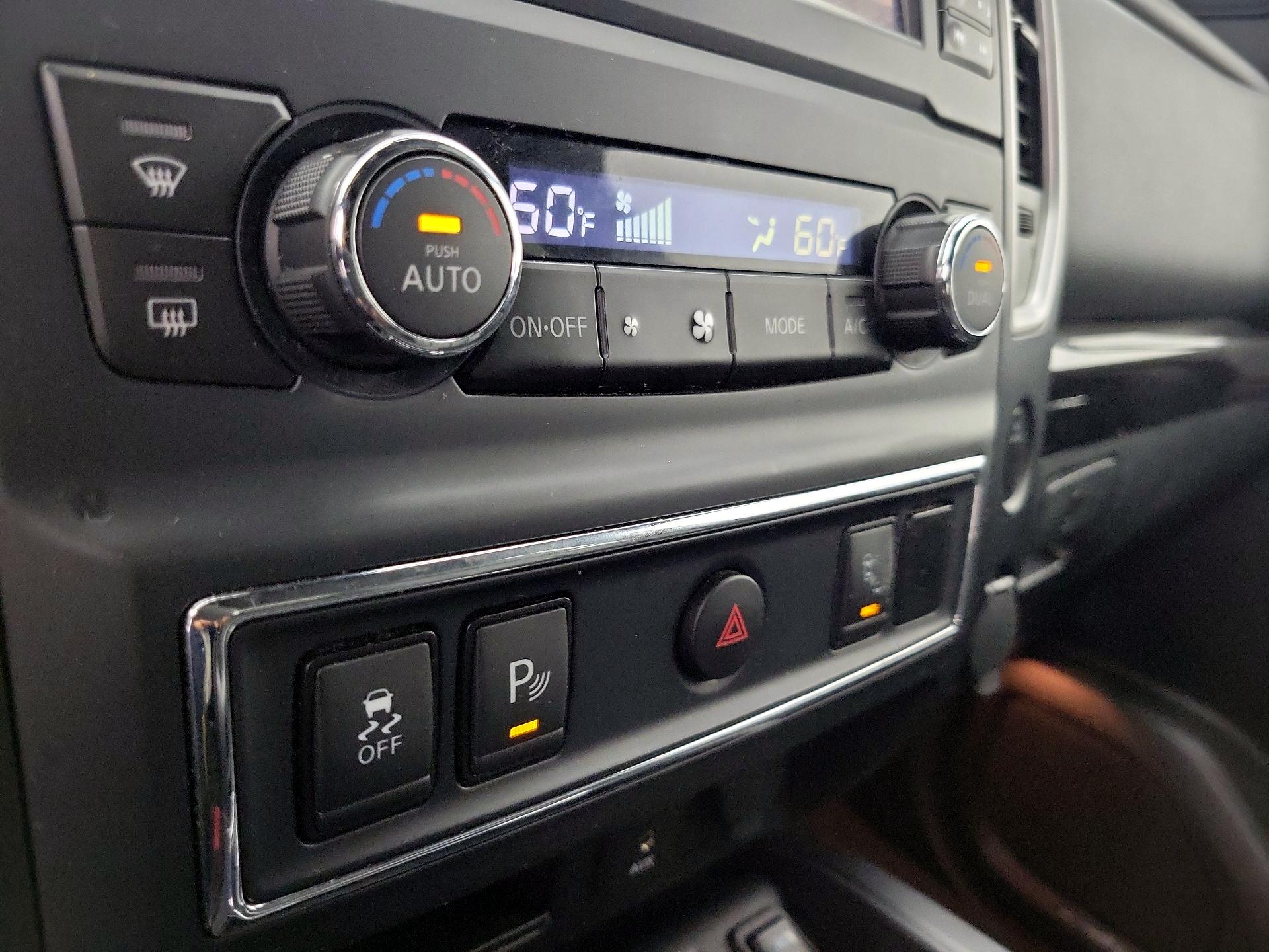 Thumbnail: 2018 Nissan Titan - 17