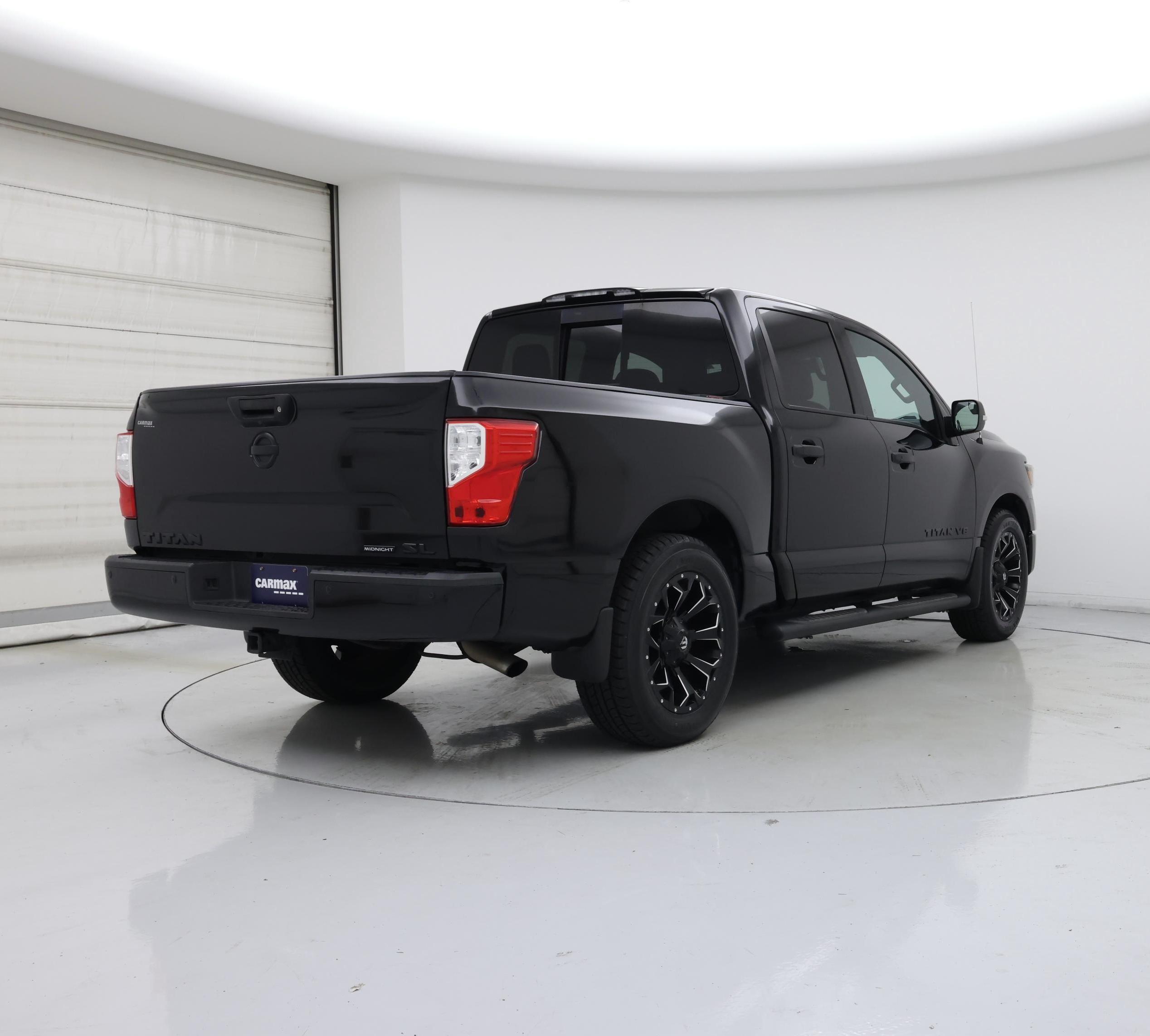 Thumbnail: 2018 Nissan Titan - 8