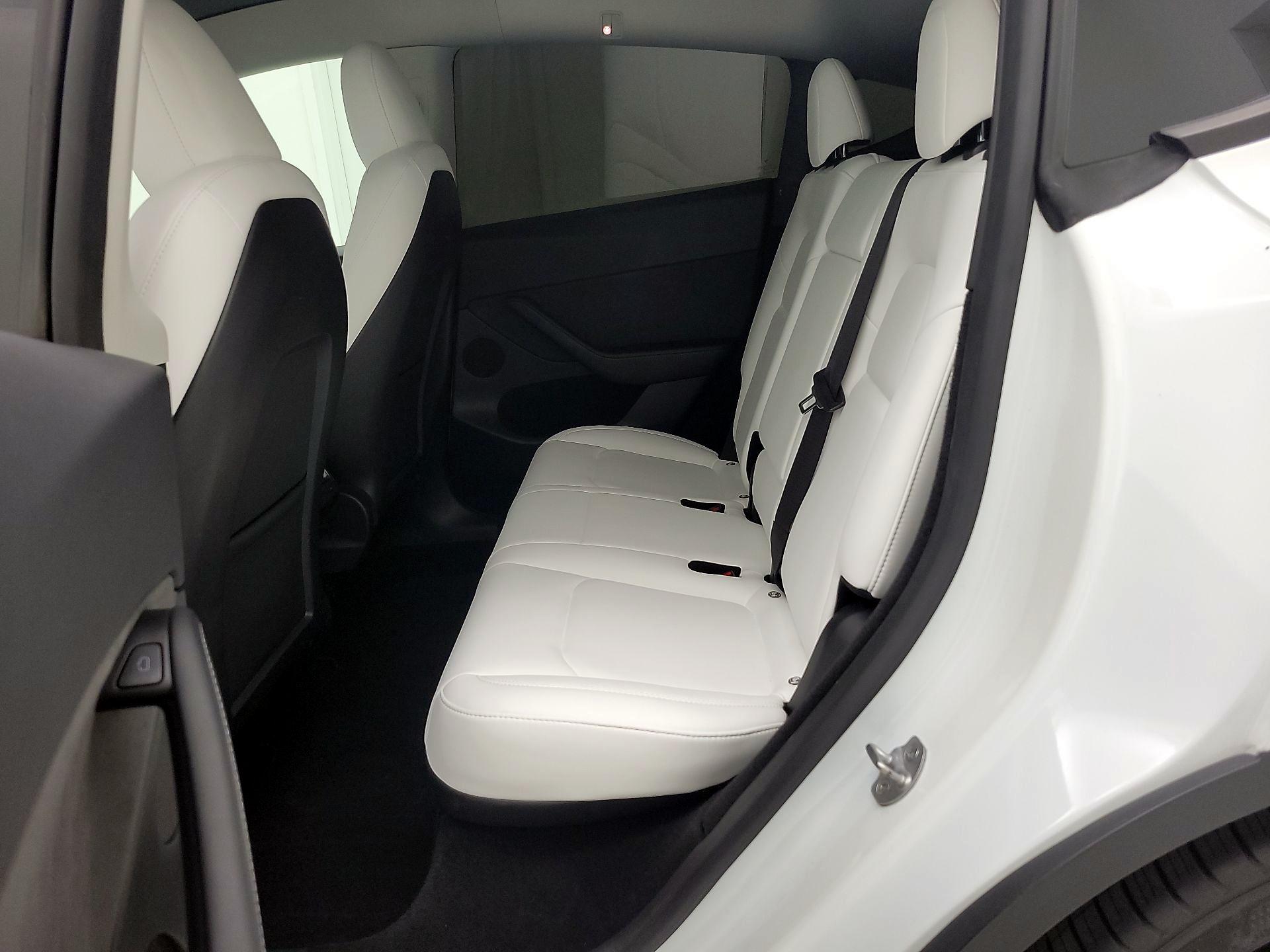Thumbnail: 2023 Tesla Model Y - 18