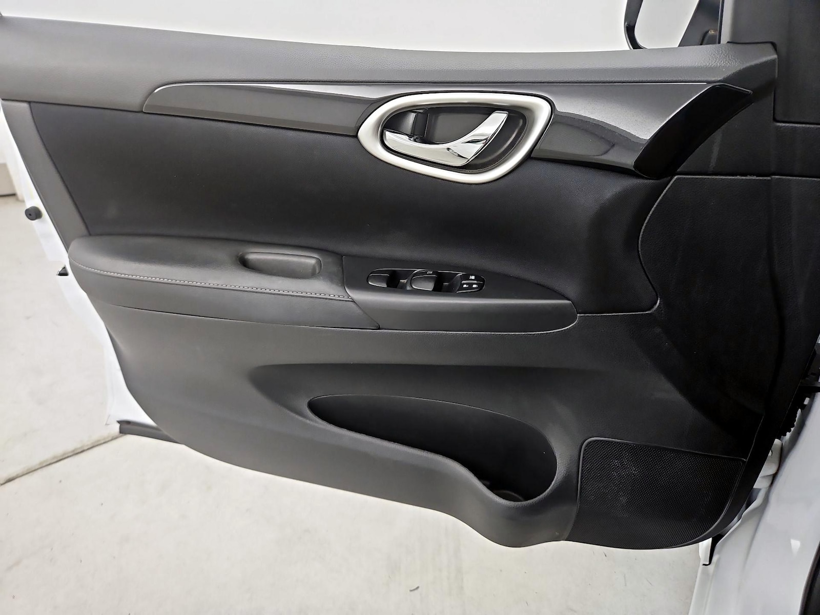 2016 Nissan Sentra SV - Photo 13