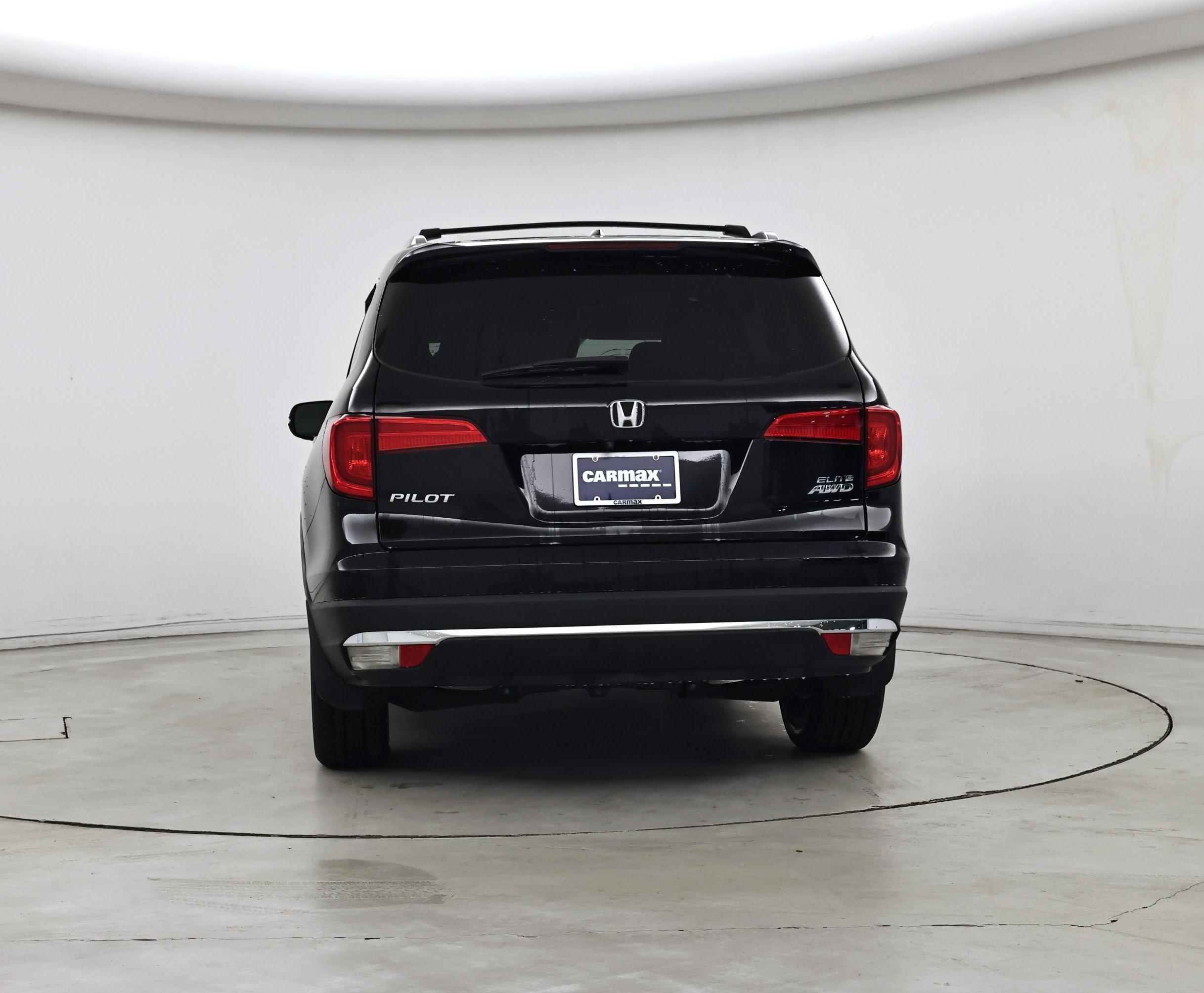 Thumbnail: 2017 Honda Pilot - 6