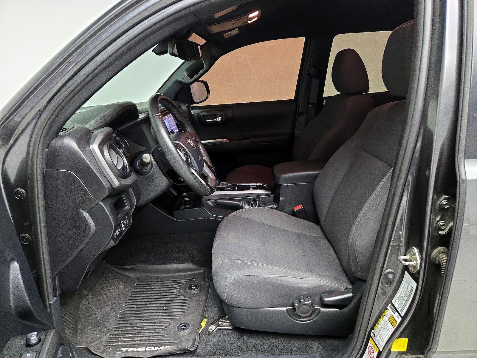 2019 Toyota Tacoma TRD Sport - Photo 12