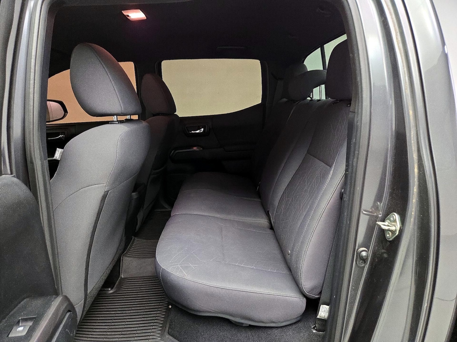 2019 Toyota Tacoma TRD Sport - Photo 20