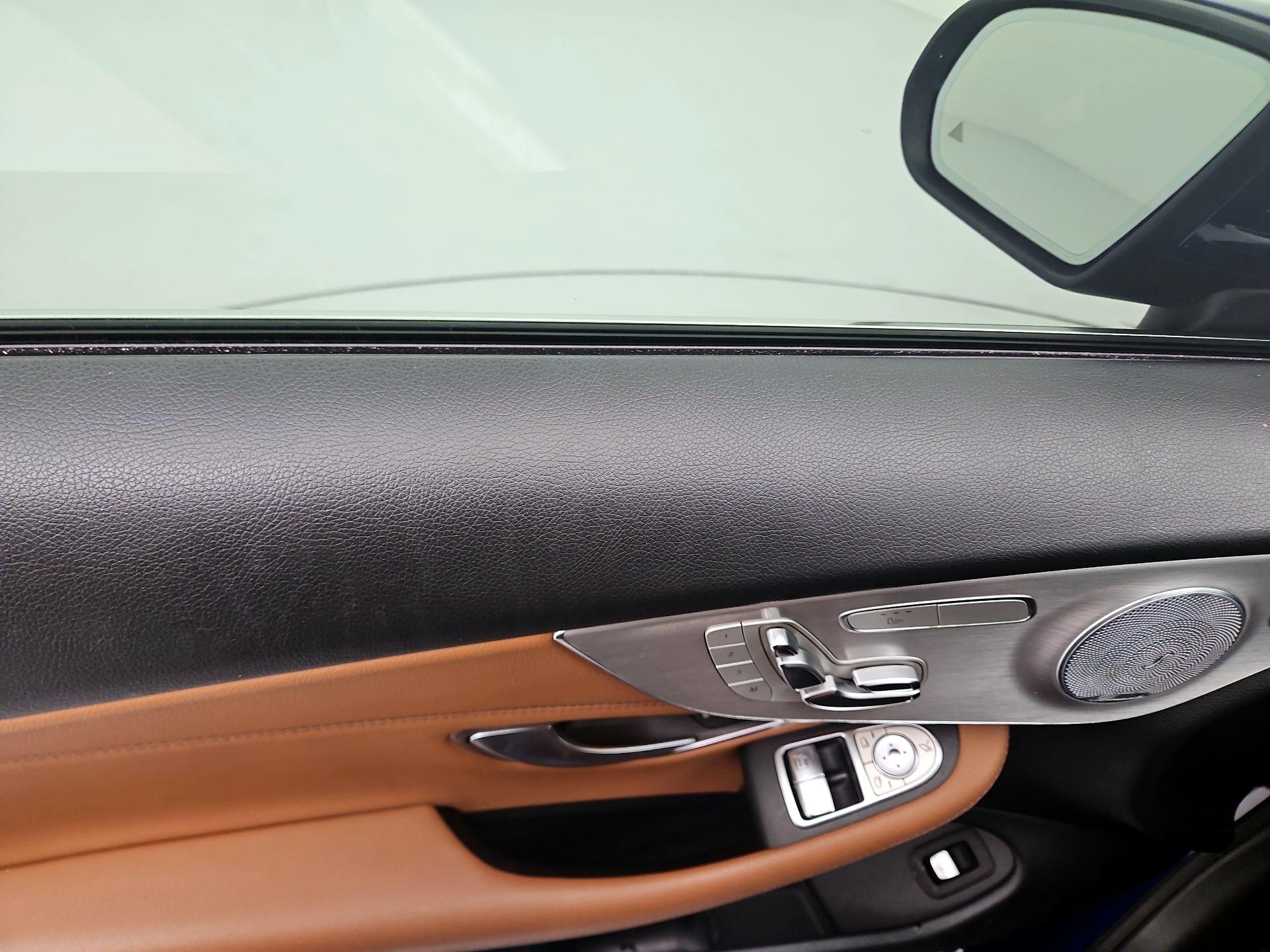 Thumbnail: 2019 Mercedes-Benz C-Class - 12