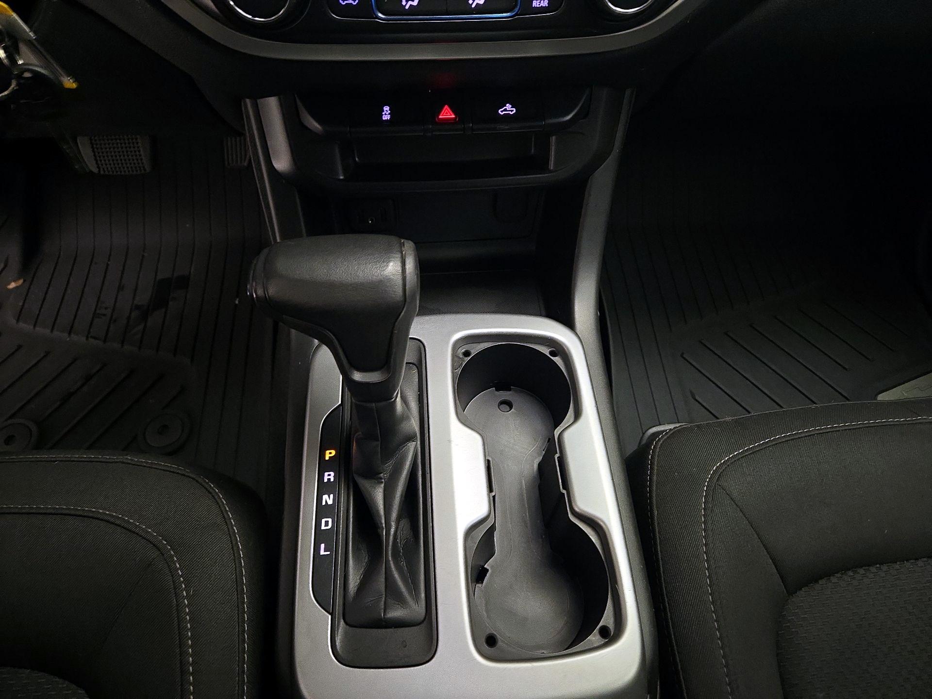 Thumbnail: 2021 Chevrolet Colorado - 17
