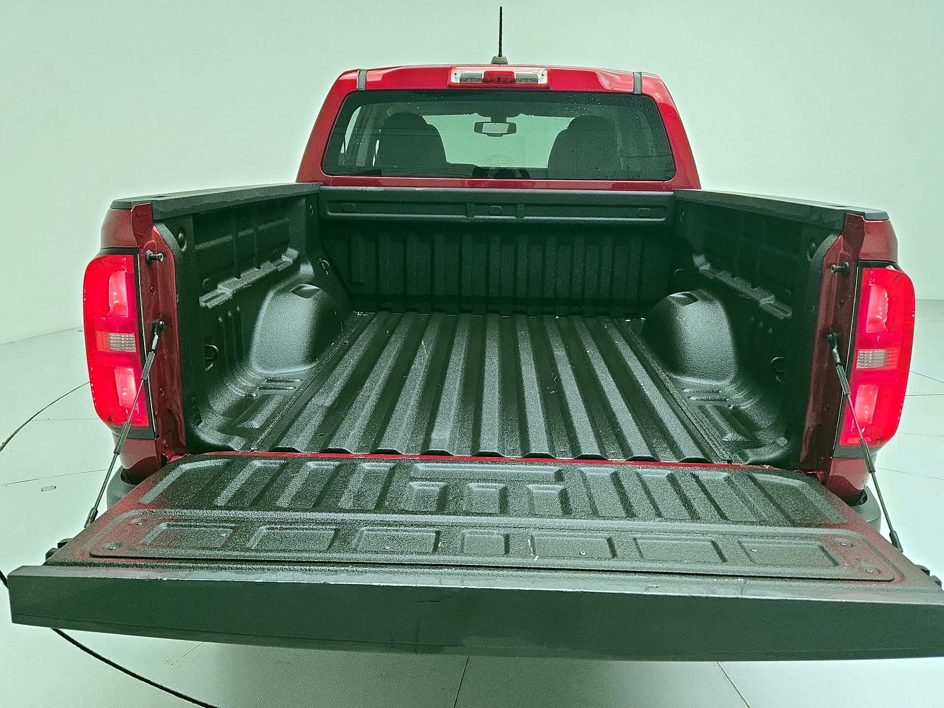 Thumbnail: 2021 Chevrolet Colorado - 20