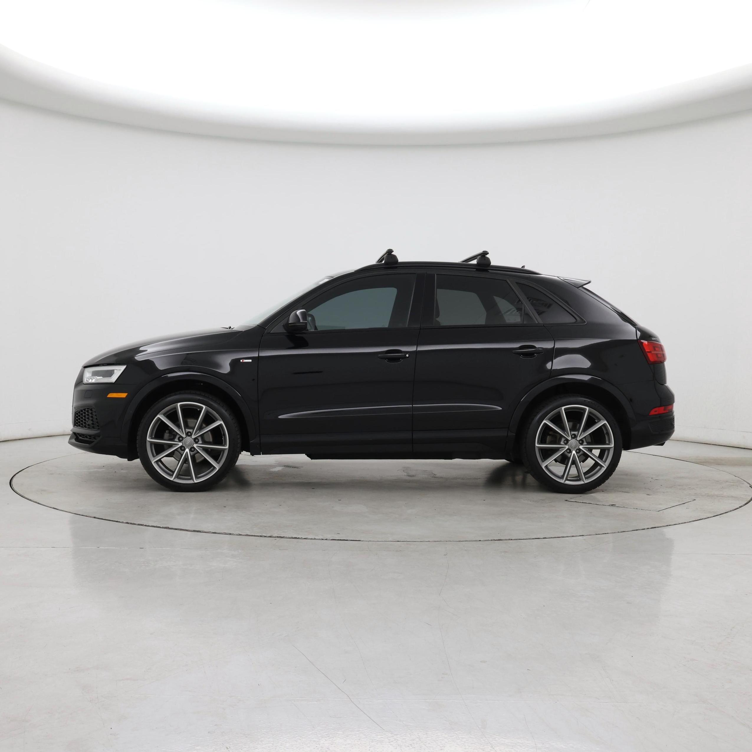 Thumbnail: 2018 Audi Q3 - 3
