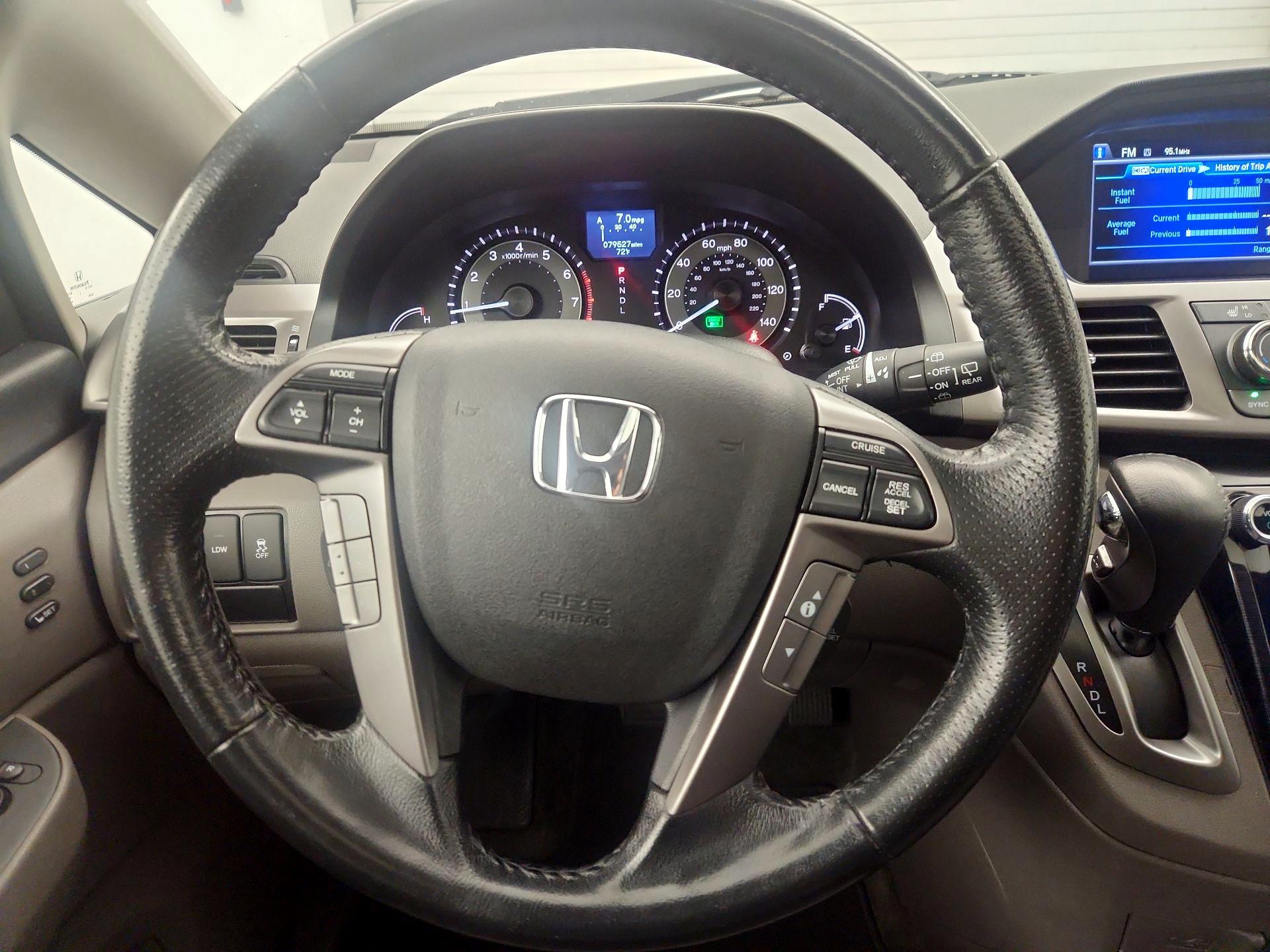 Thumbnail: 2015 Honda Odyssey - 10