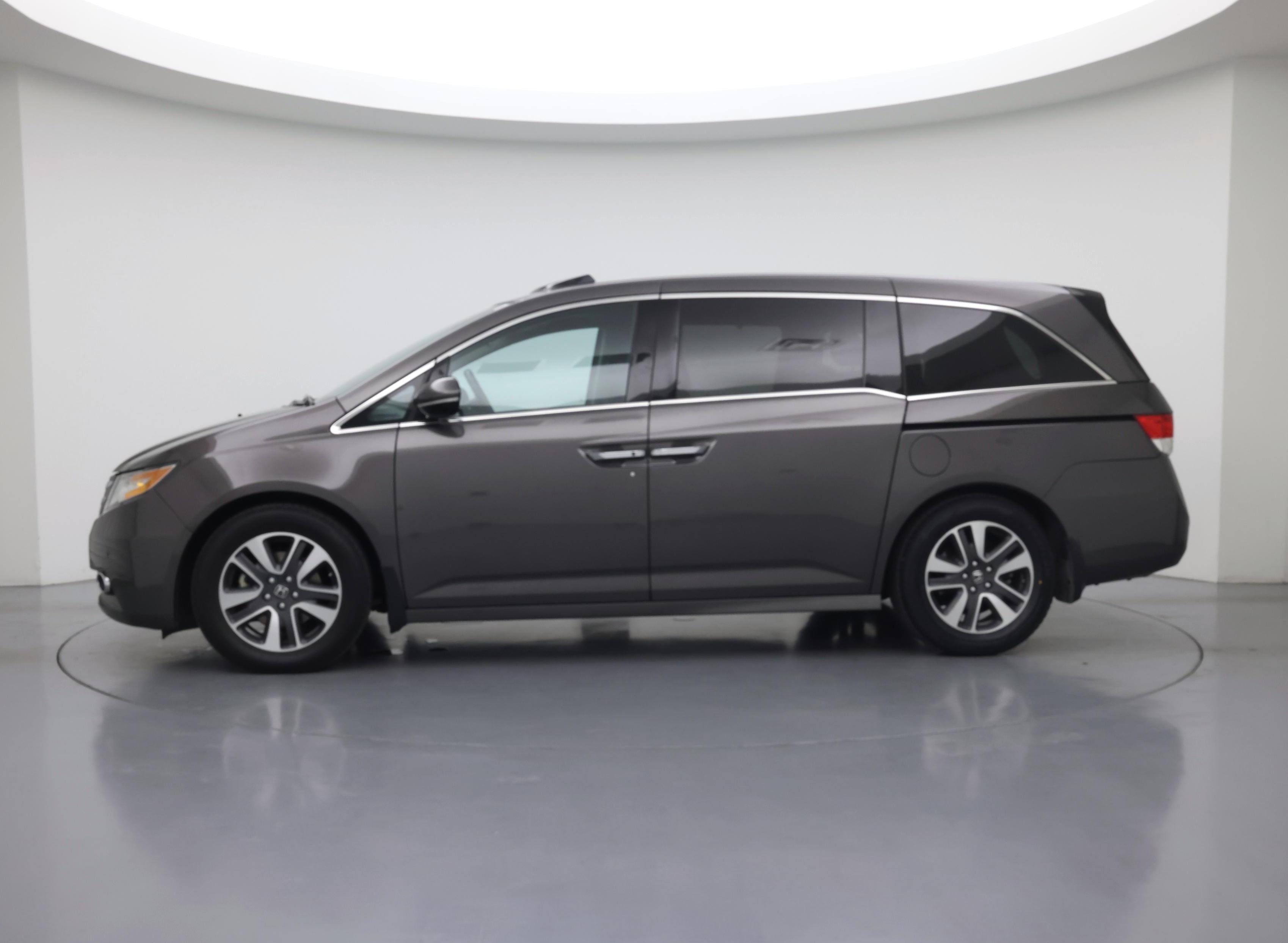 Thumbnail: 2015 Honda Odyssey - 3