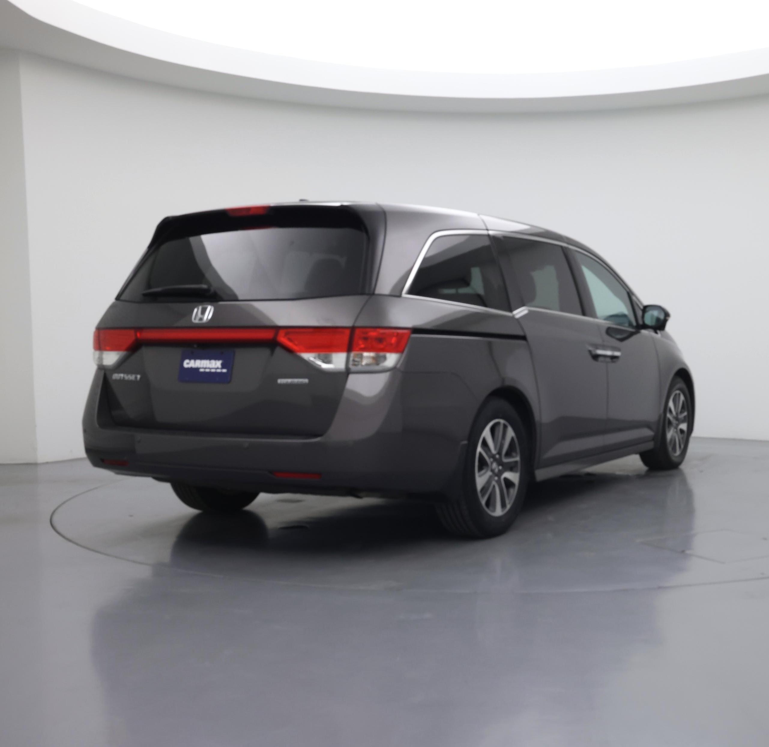 Thumbnail: 2015 Honda Odyssey - 8