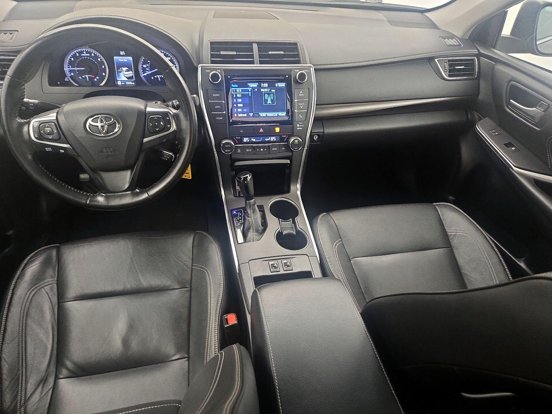 Thumbnail: 2016 Toyota Camry - 9
