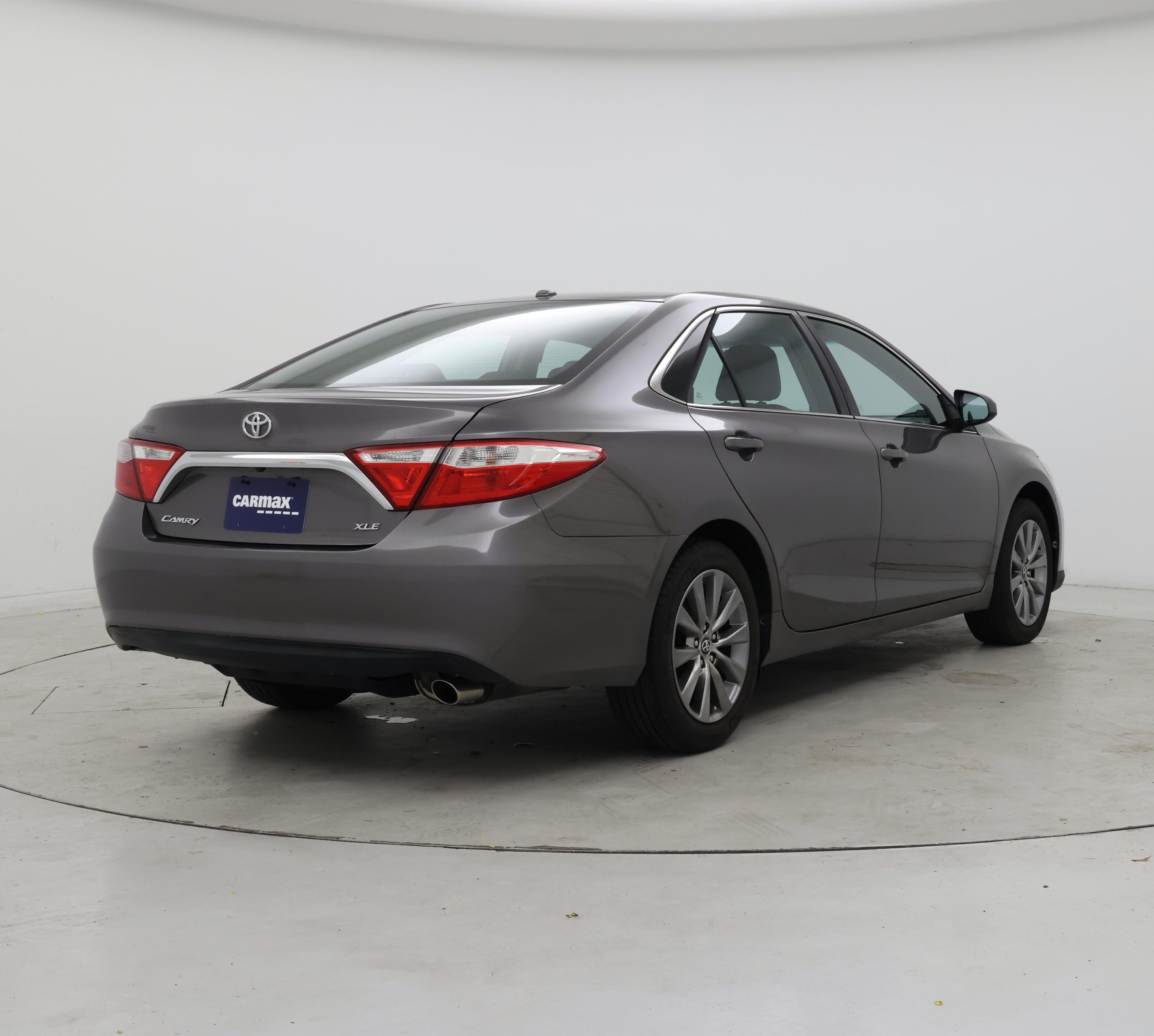 Thumbnail: 2016 Toyota Camry - 8