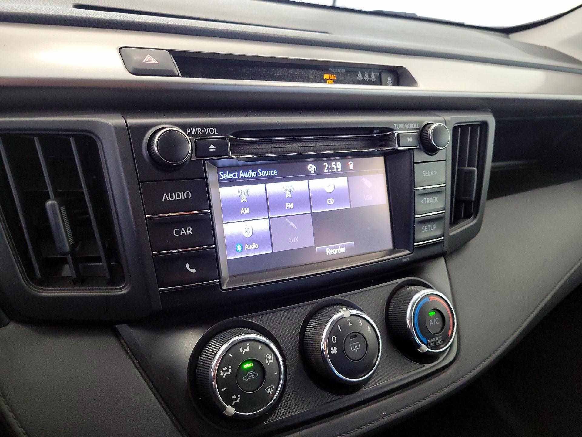 Thumbnail: 2017 Toyota RAV4 - 15