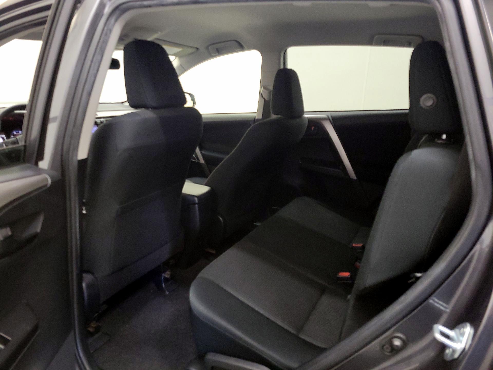 Thumbnail: 2017 Toyota RAV4 - 19