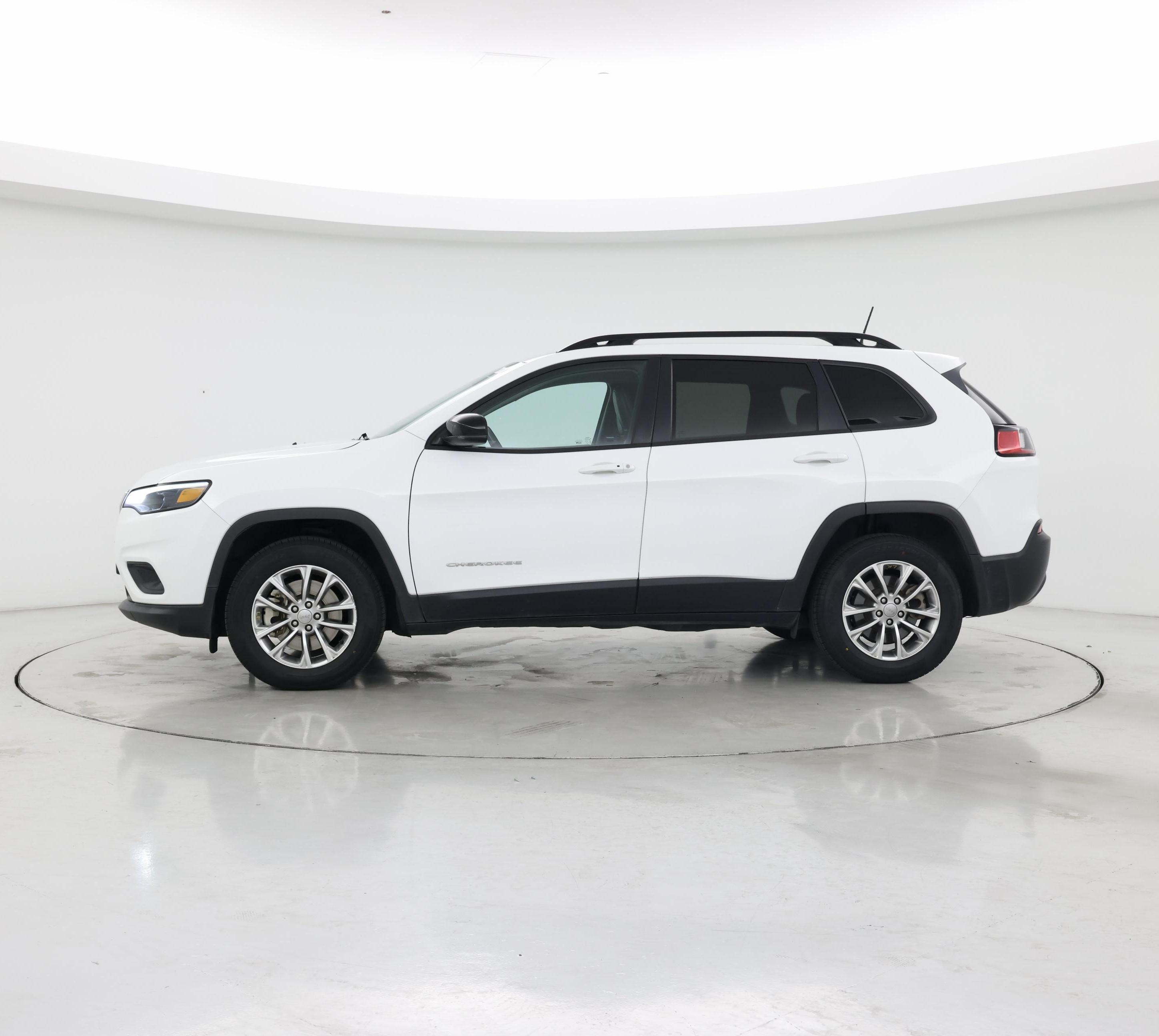 Thumbnail: 2022 Jeep Cherokee - 3