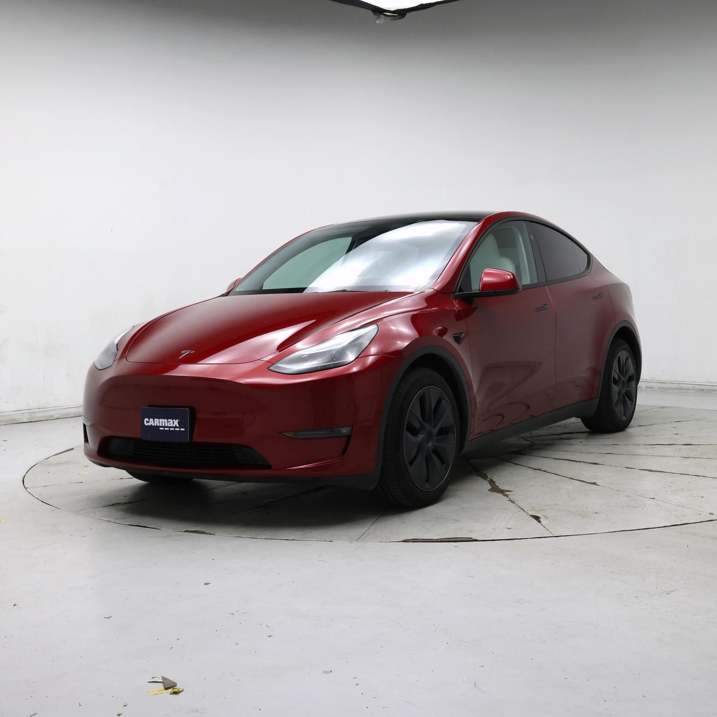 Thumbnail: 2024 Tesla Model Y - 4