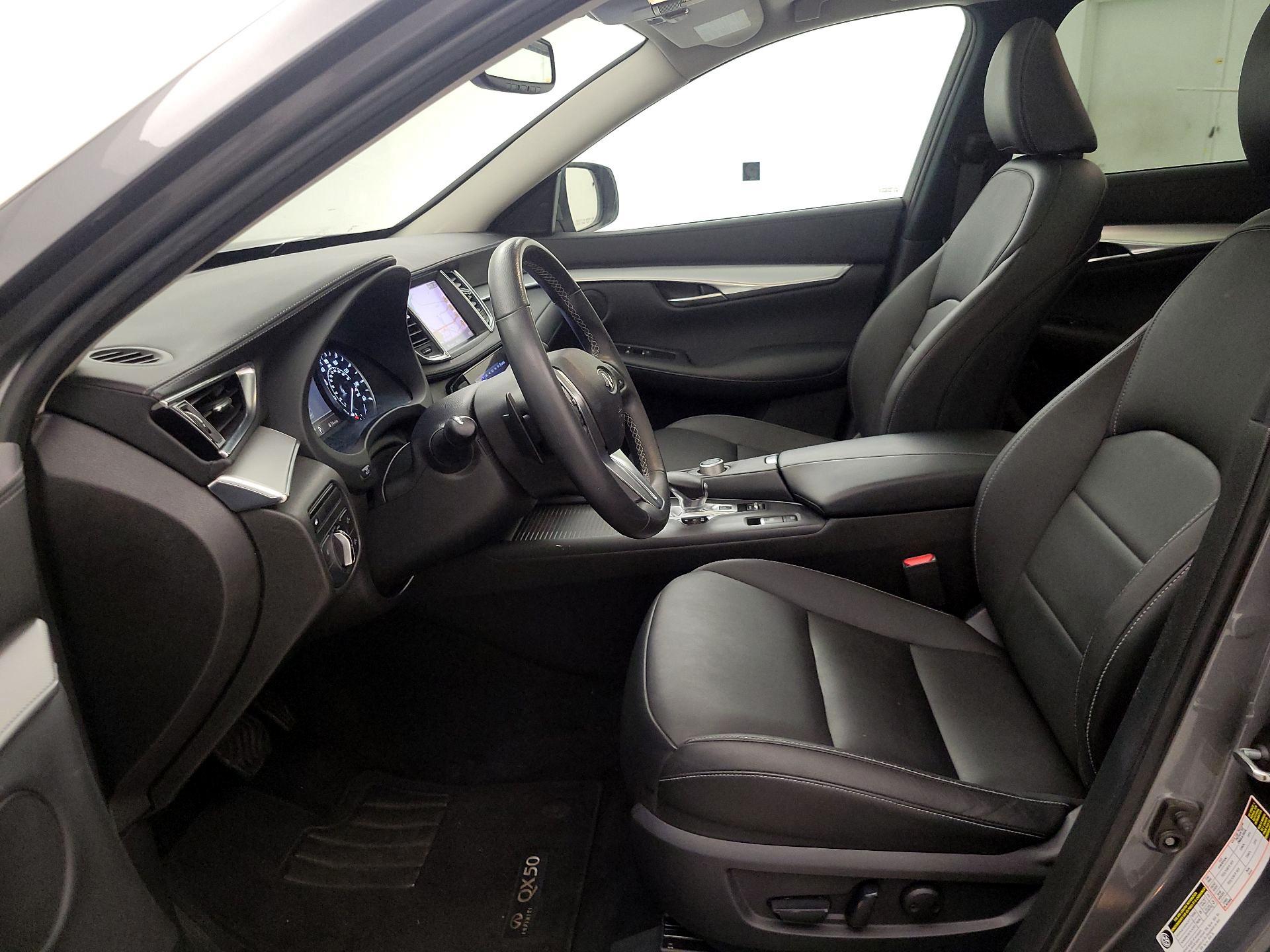 Thumbnail: 2019 INFINITI QX50 - 11