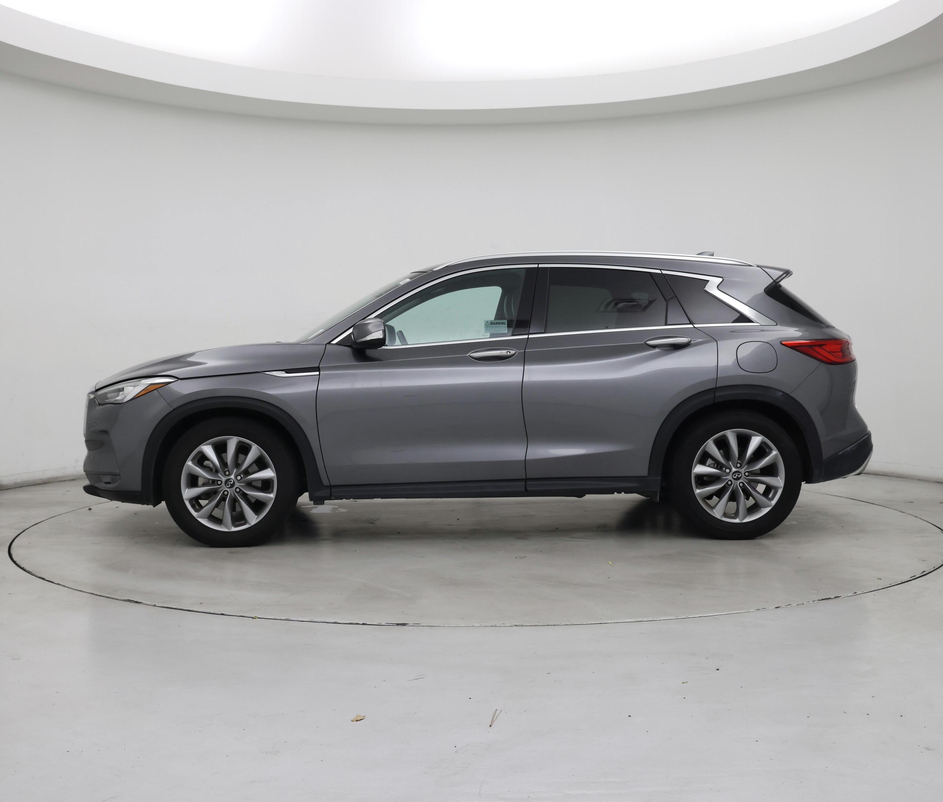 Thumbnail: 2019 INFINITI QX50 - 3