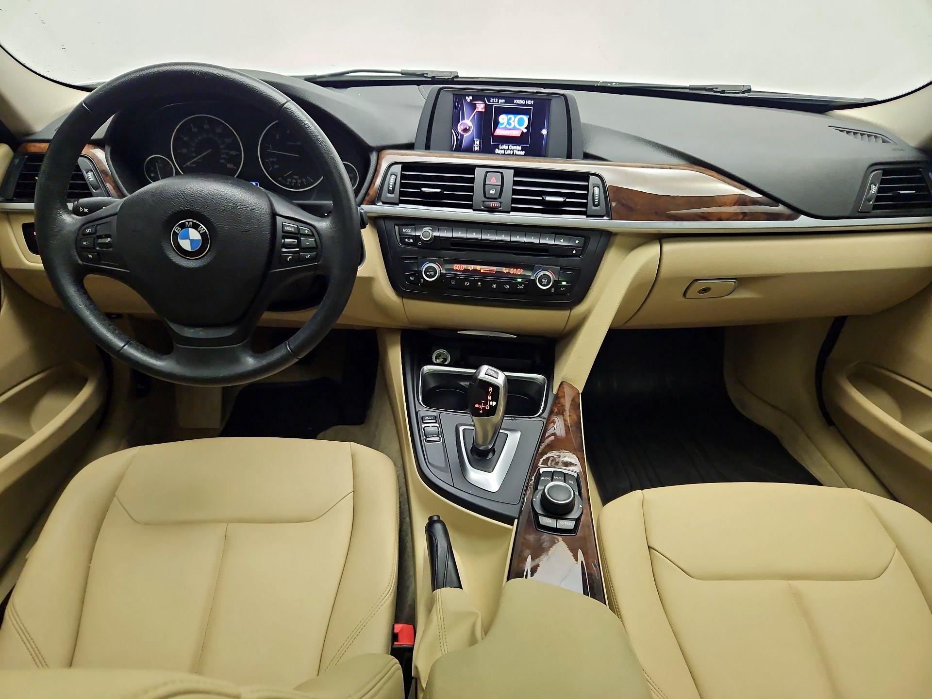 Thumbnail: 2015 BMW 3 Series - 9