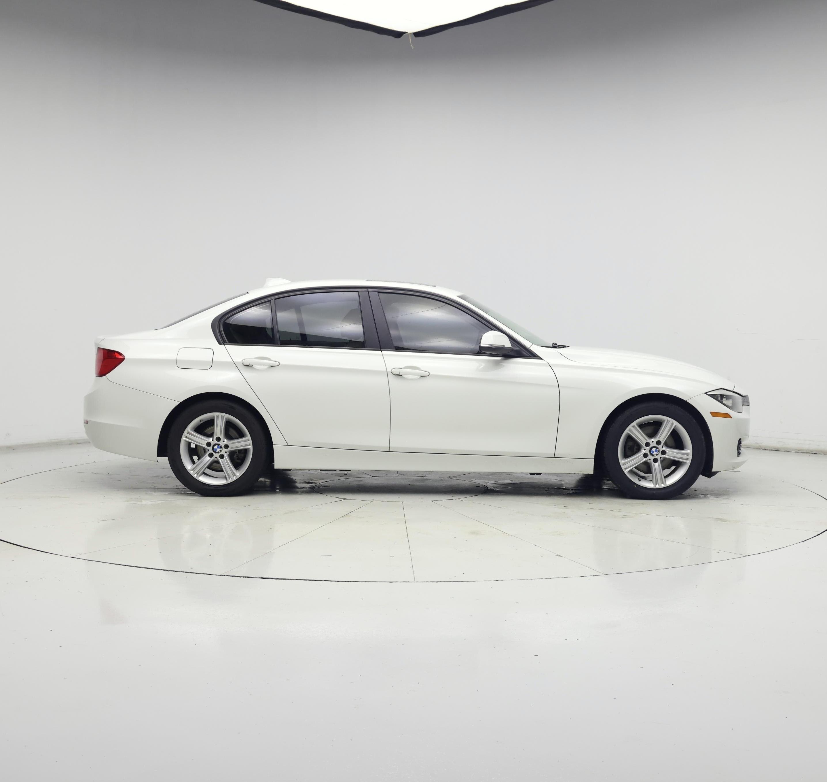 Thumbnail: 2015 BMW 3 Series - 7