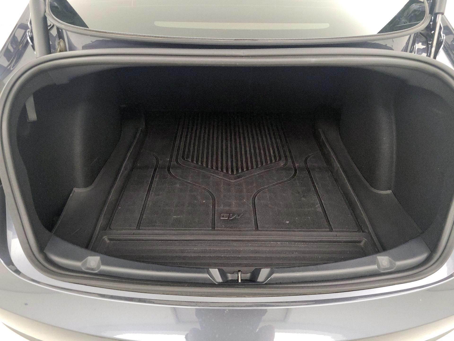 Thumbnail: 2023 Tesla Model 3 - 20