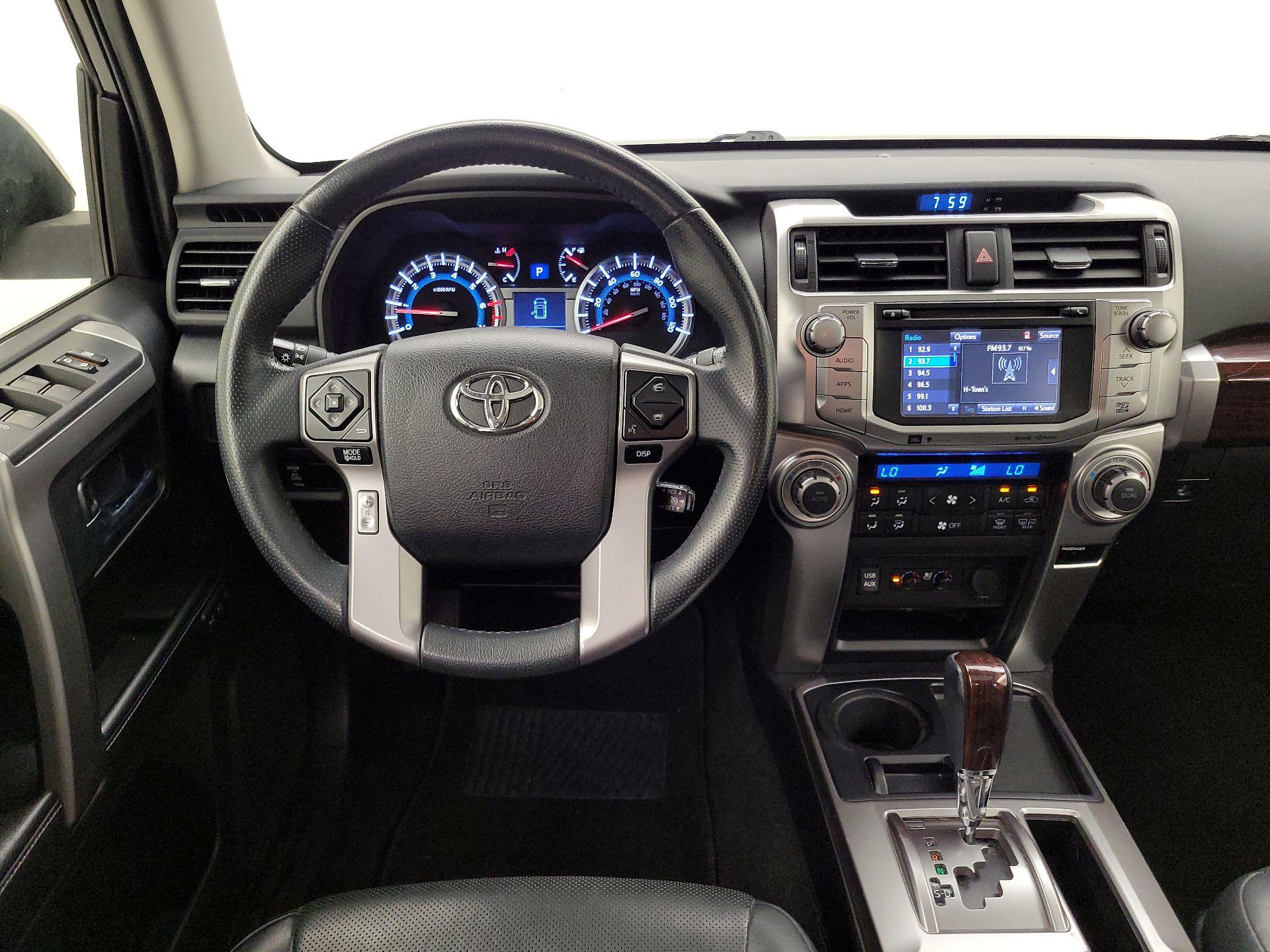 Thumbnail: 2016 Toyota 4Runner - 10