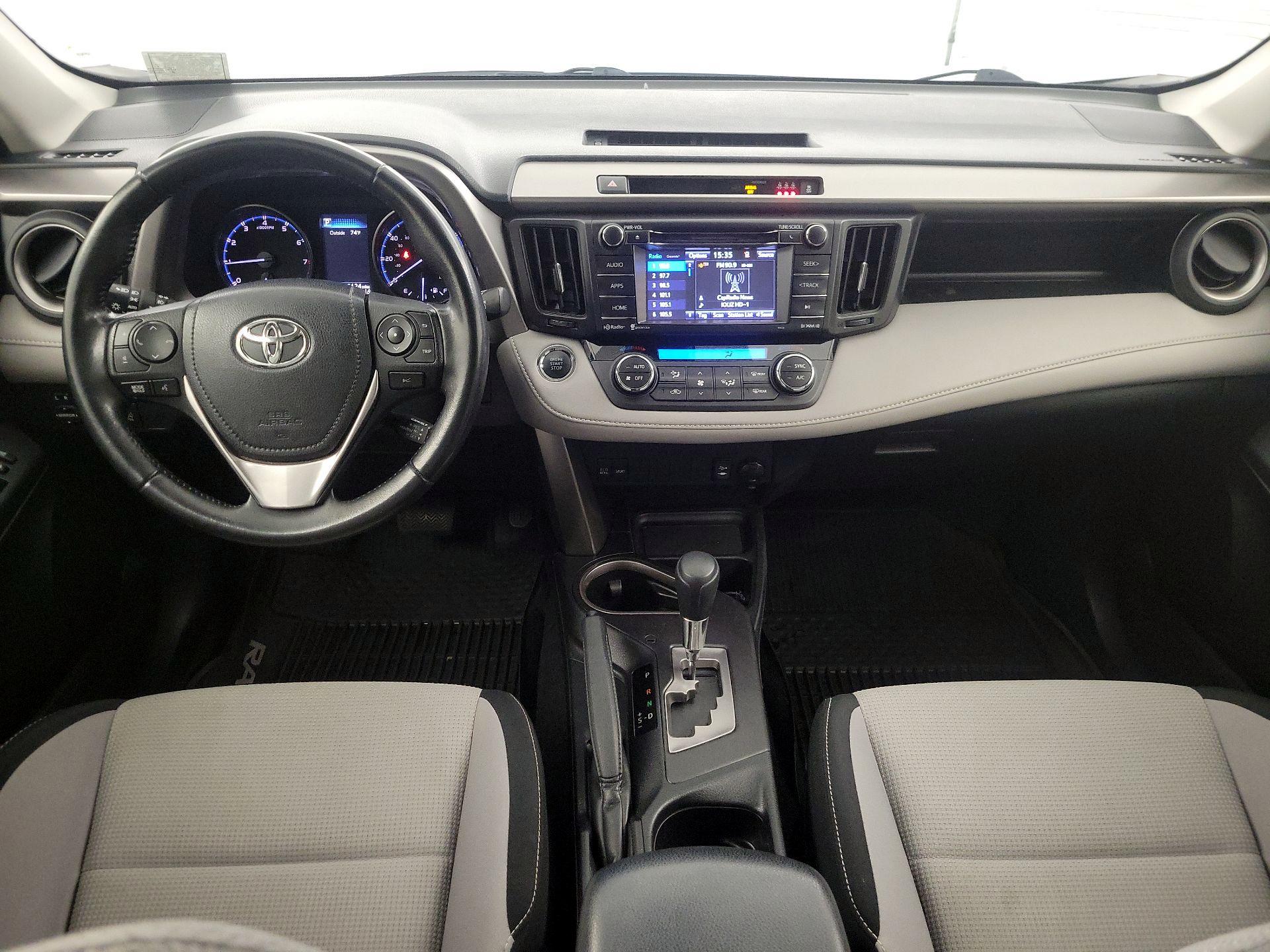 Thumbnail: 2018 Toyota RAV4 - 9