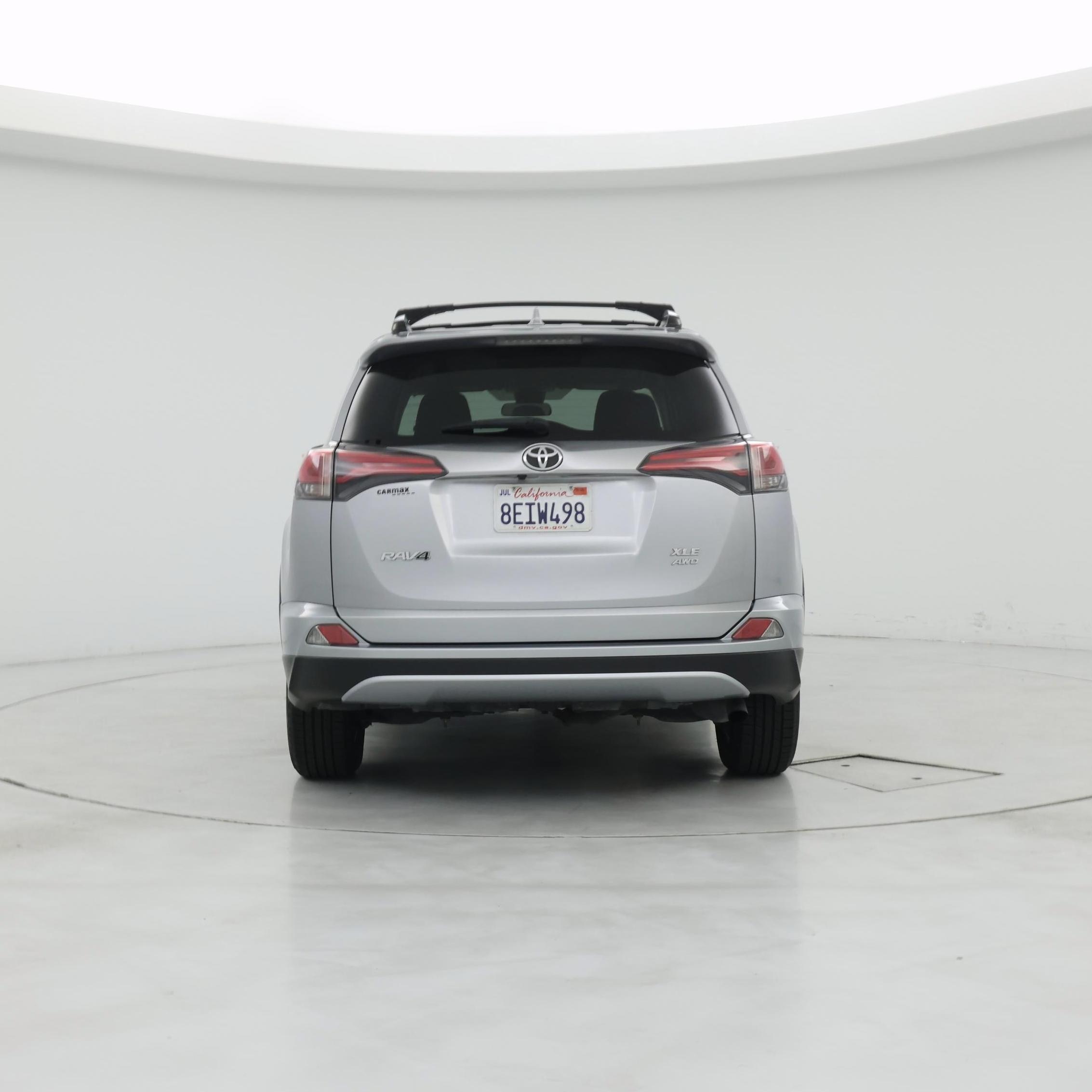 Thumbnail: 2018 Toyota RAV4 - 6
