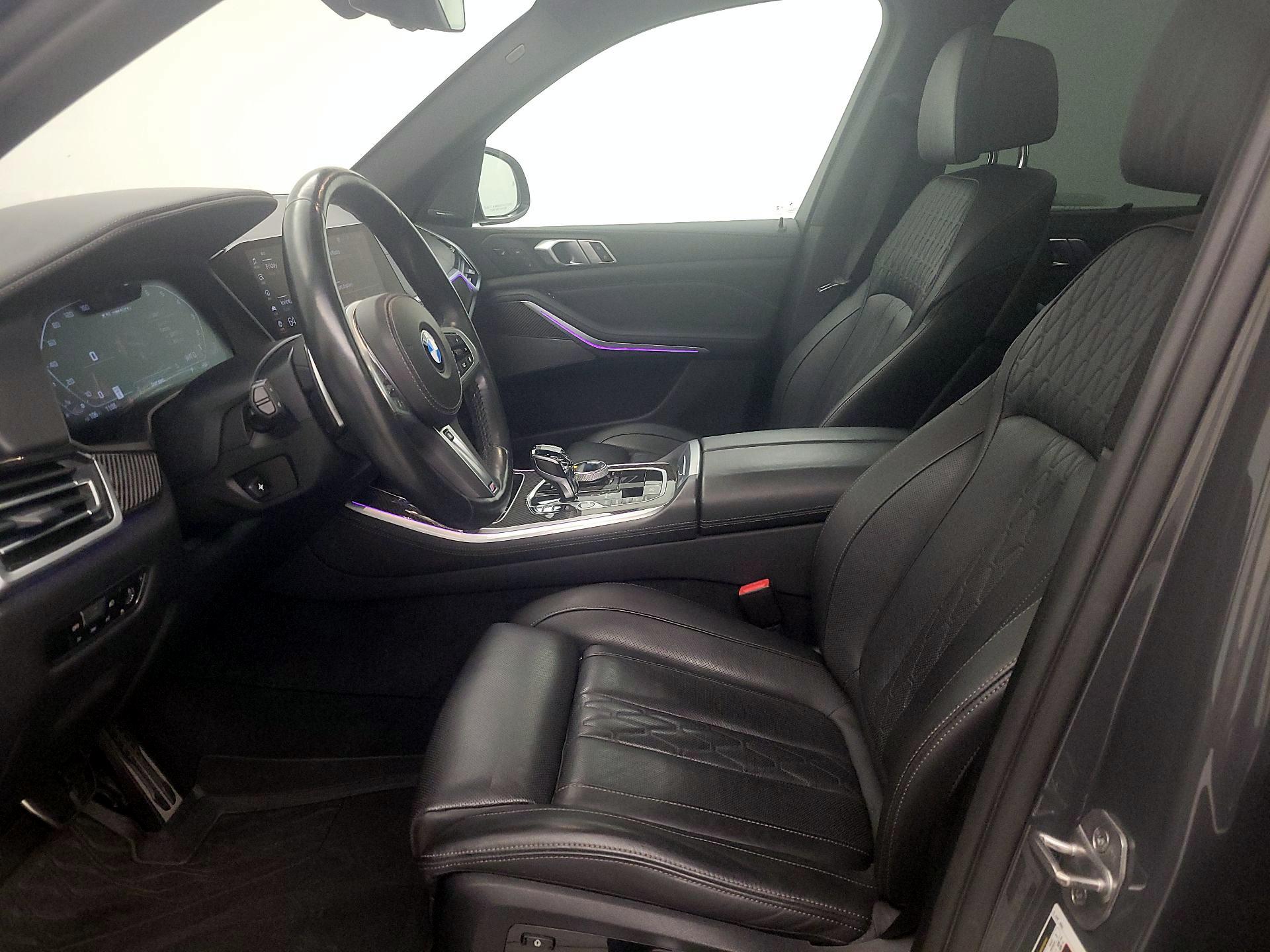 Thumbnail: 2022 BMW X5 - 11