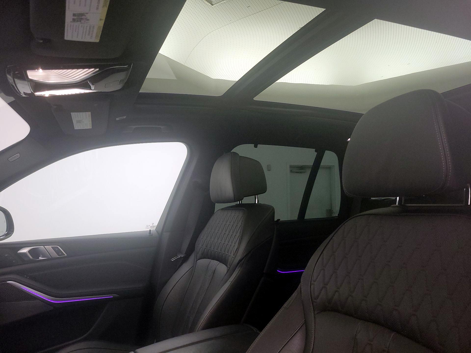 Thumbnail: 2022 BMW X5 - 20