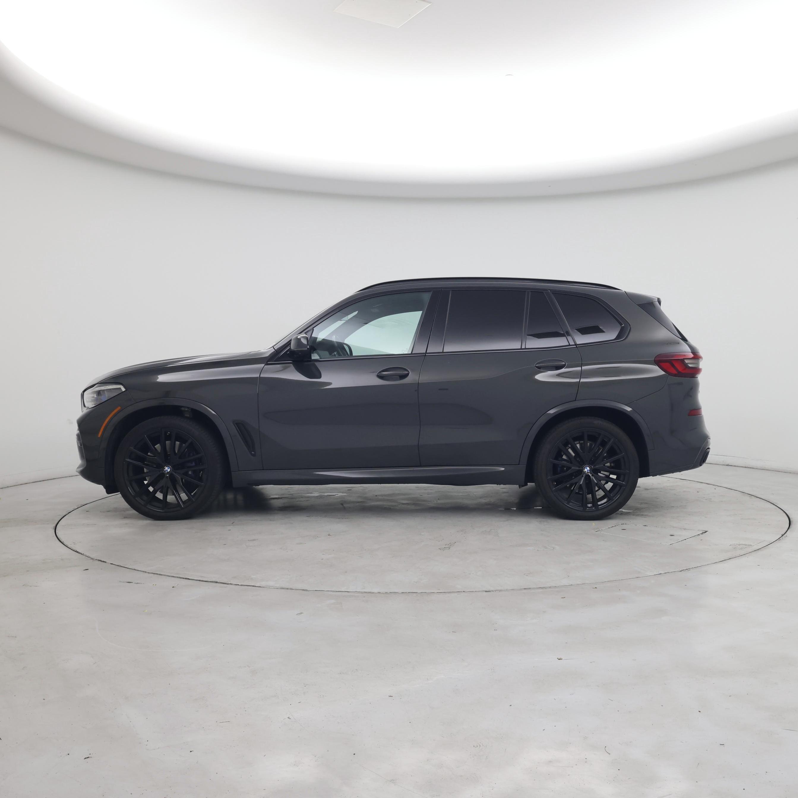 Thumbnail: 2022 BMW X5 - 3
