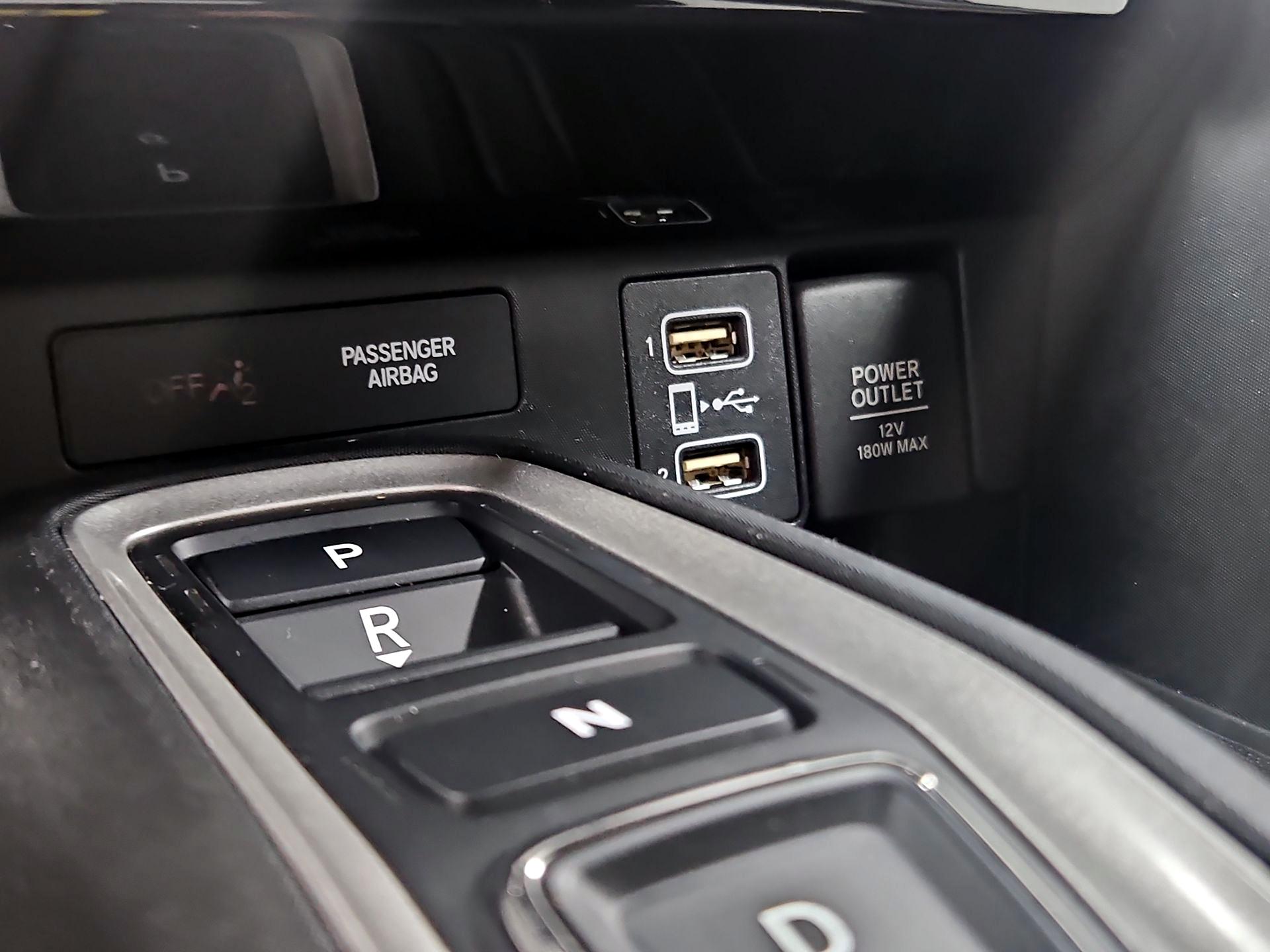 Thumbnail: 2019 Honda Insight - 18
