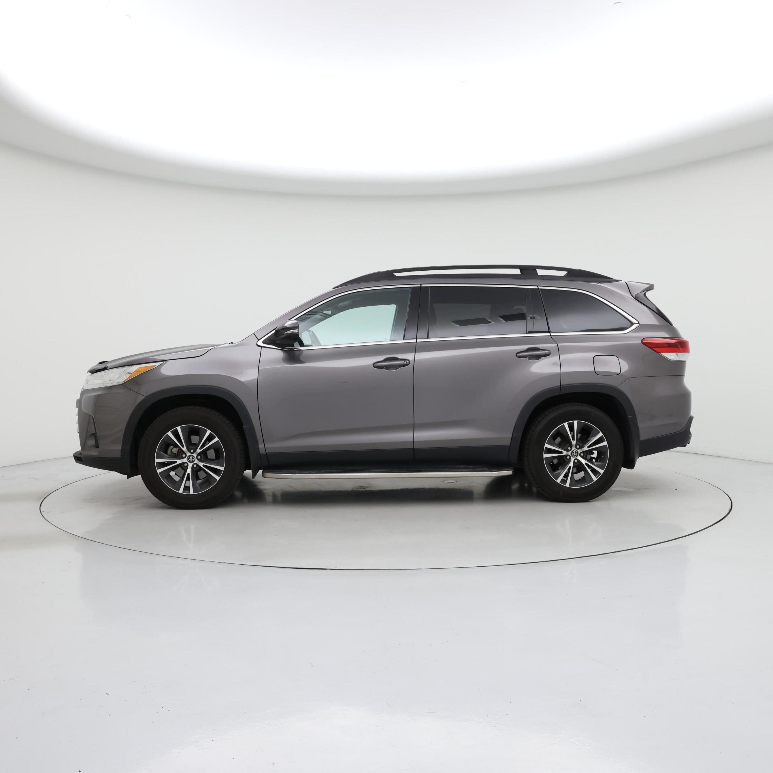 Thumbnail: 2019 Toyota Highlander - 3