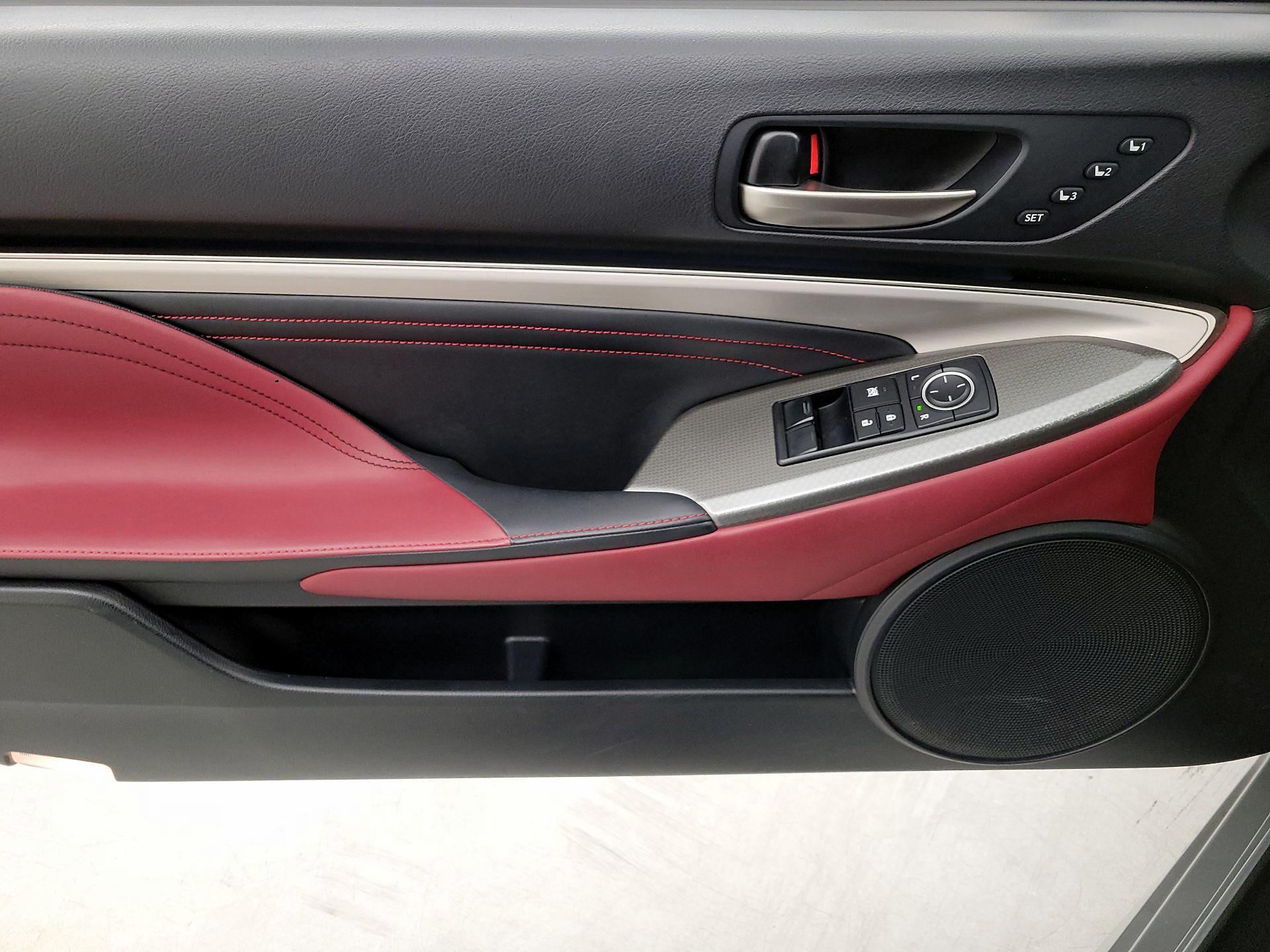 Thumbnail: 2015 Lexus RC - 12