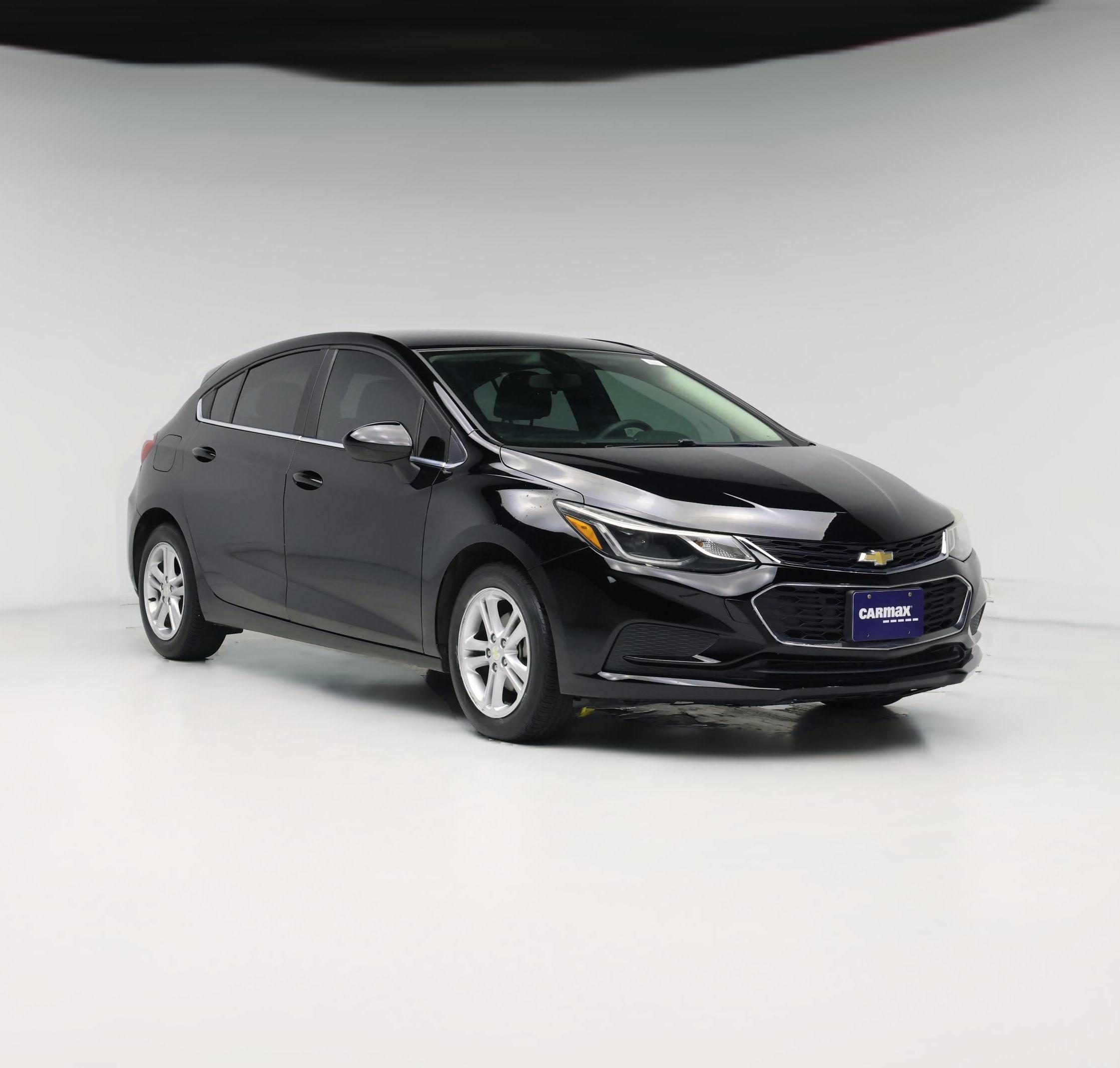 Thumbnail: 2017 Chevrolet Cruze - 1