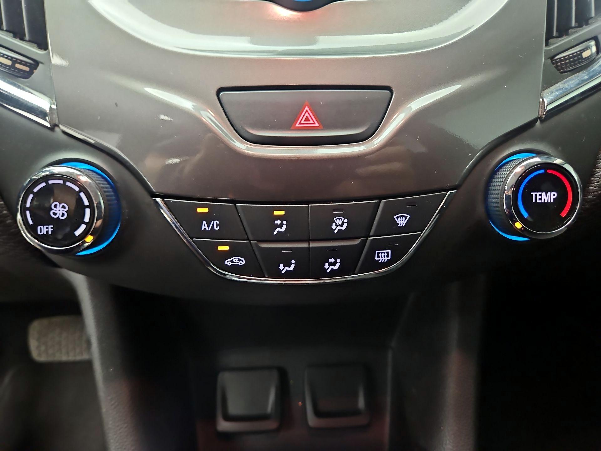 Thumbnail: 2017 Chevrolet Cruze - 16