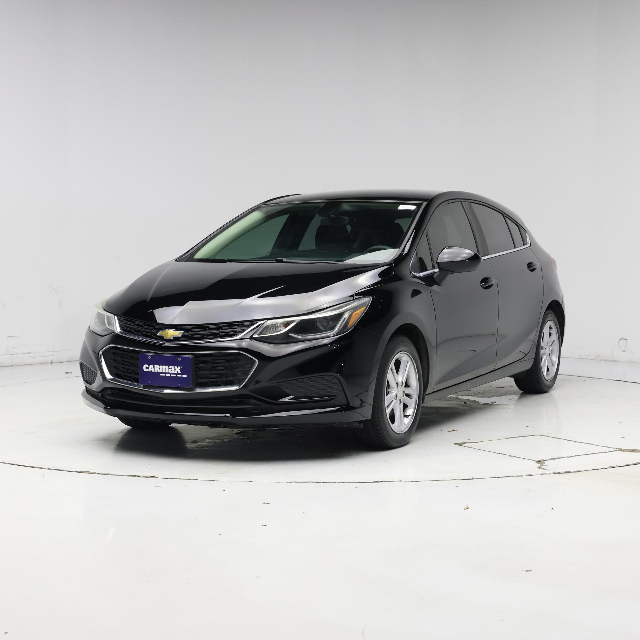 Thumbnail: 2017 Chevrolet Cruze - 4