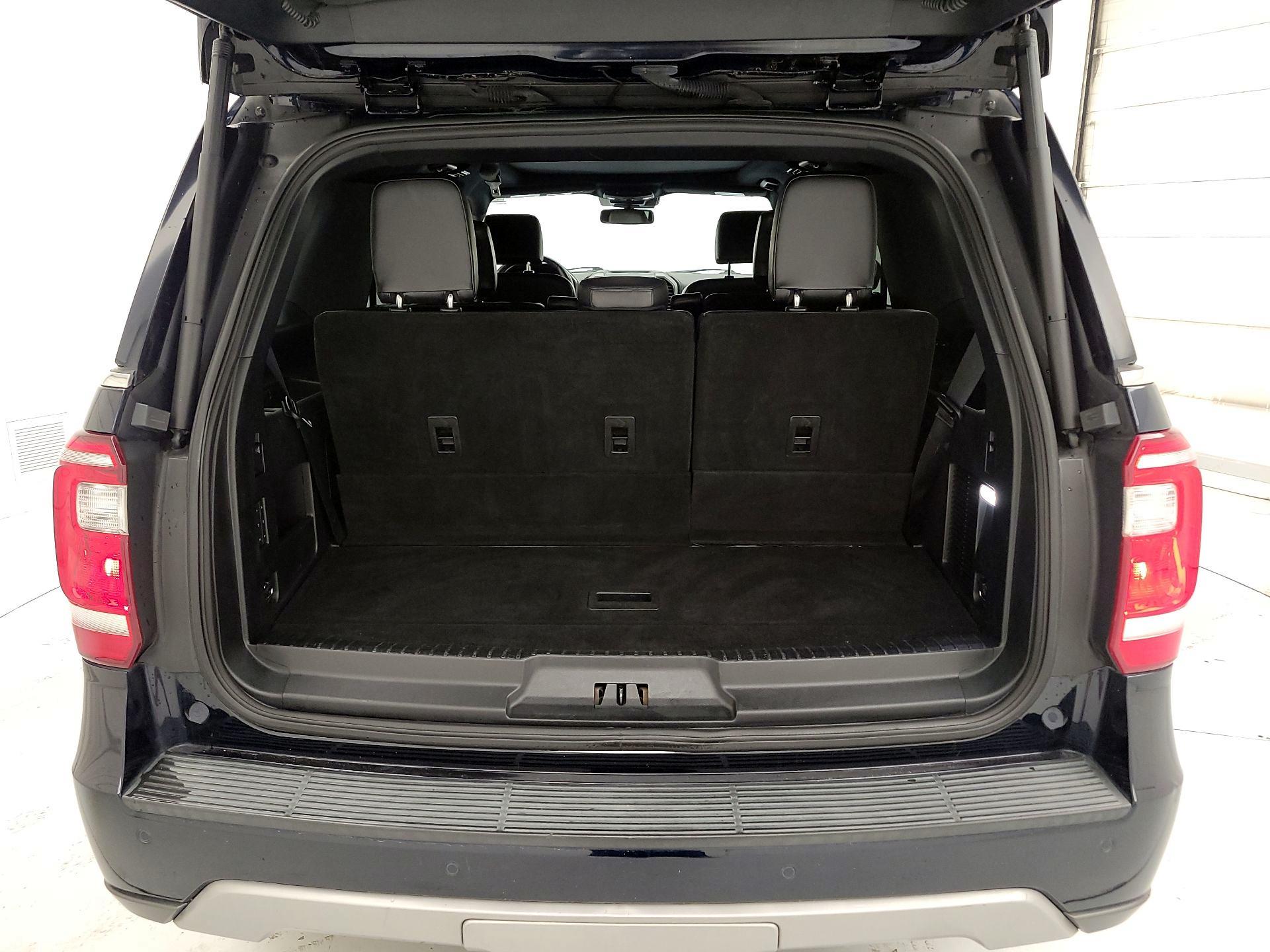 Thumbnail: 2021 Ford Expedition - 16