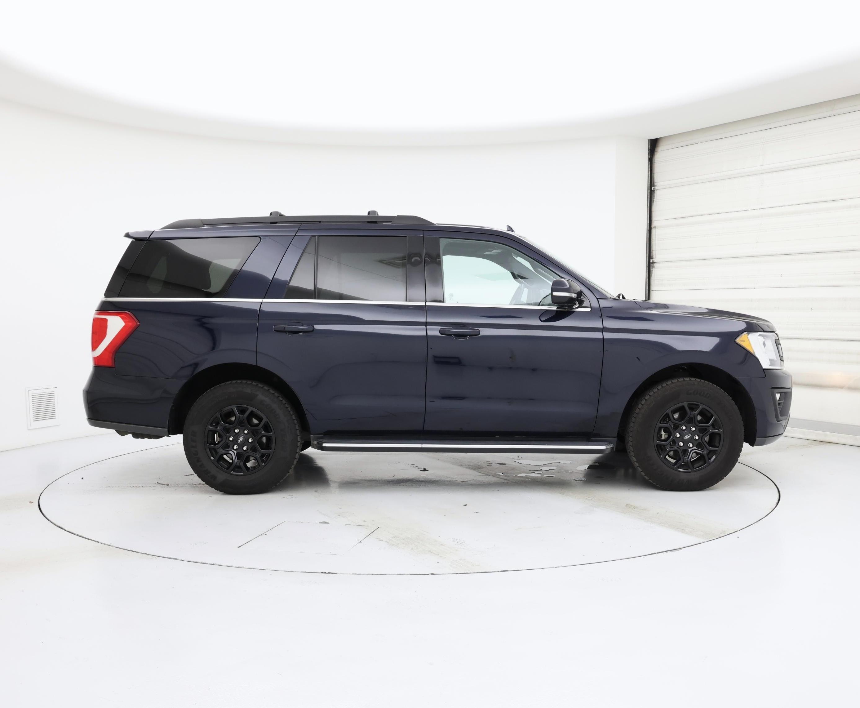 Thumbnail: 2021 Ford Expedition - 7
