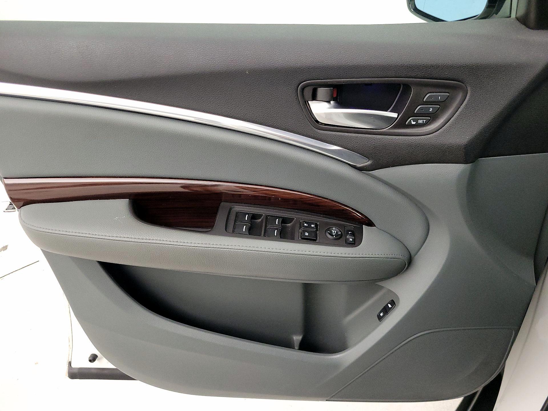 Thumbnail: 2015 Acura MDX - 12